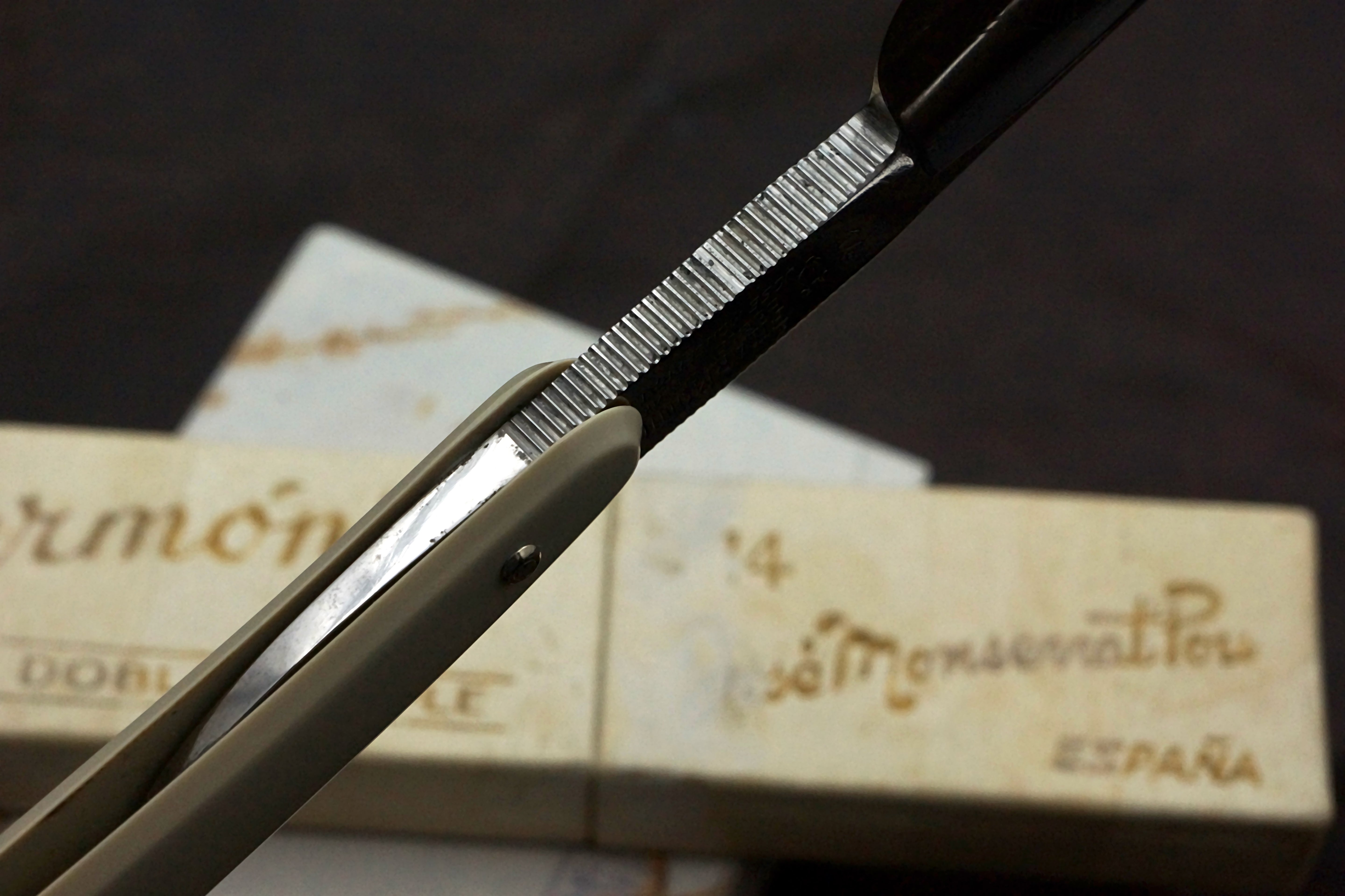 Filarmonica JMP Doble Temple No. 14 15/16" Full Hollow Blade - Near Mint Vintage Spanish Straight Razor - Shave Ready