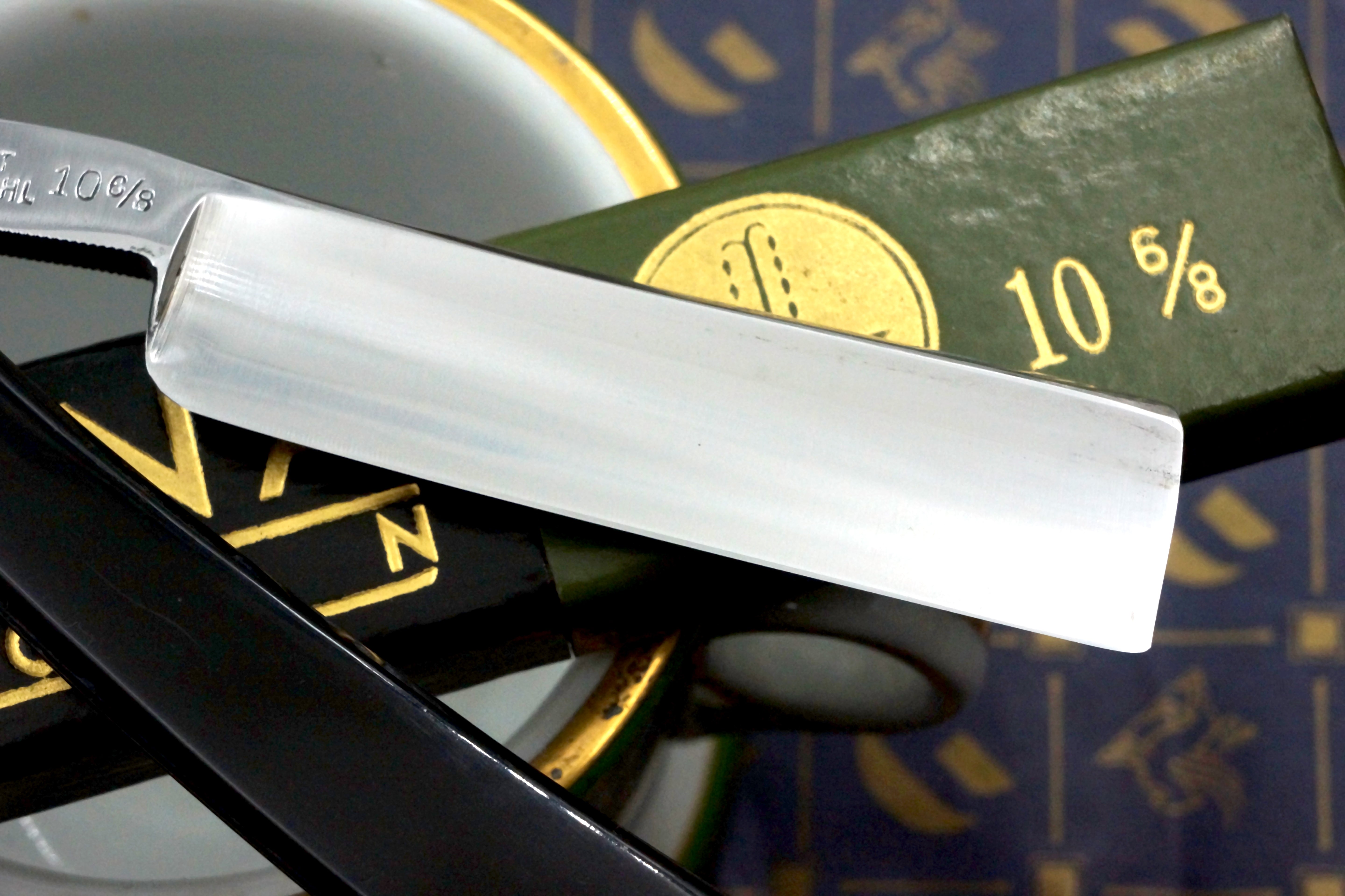 Fontana No. 10 Near Pristine 6/8 Full Hollow Blade - Solingen Vintage Straight Razor - Shave Ready