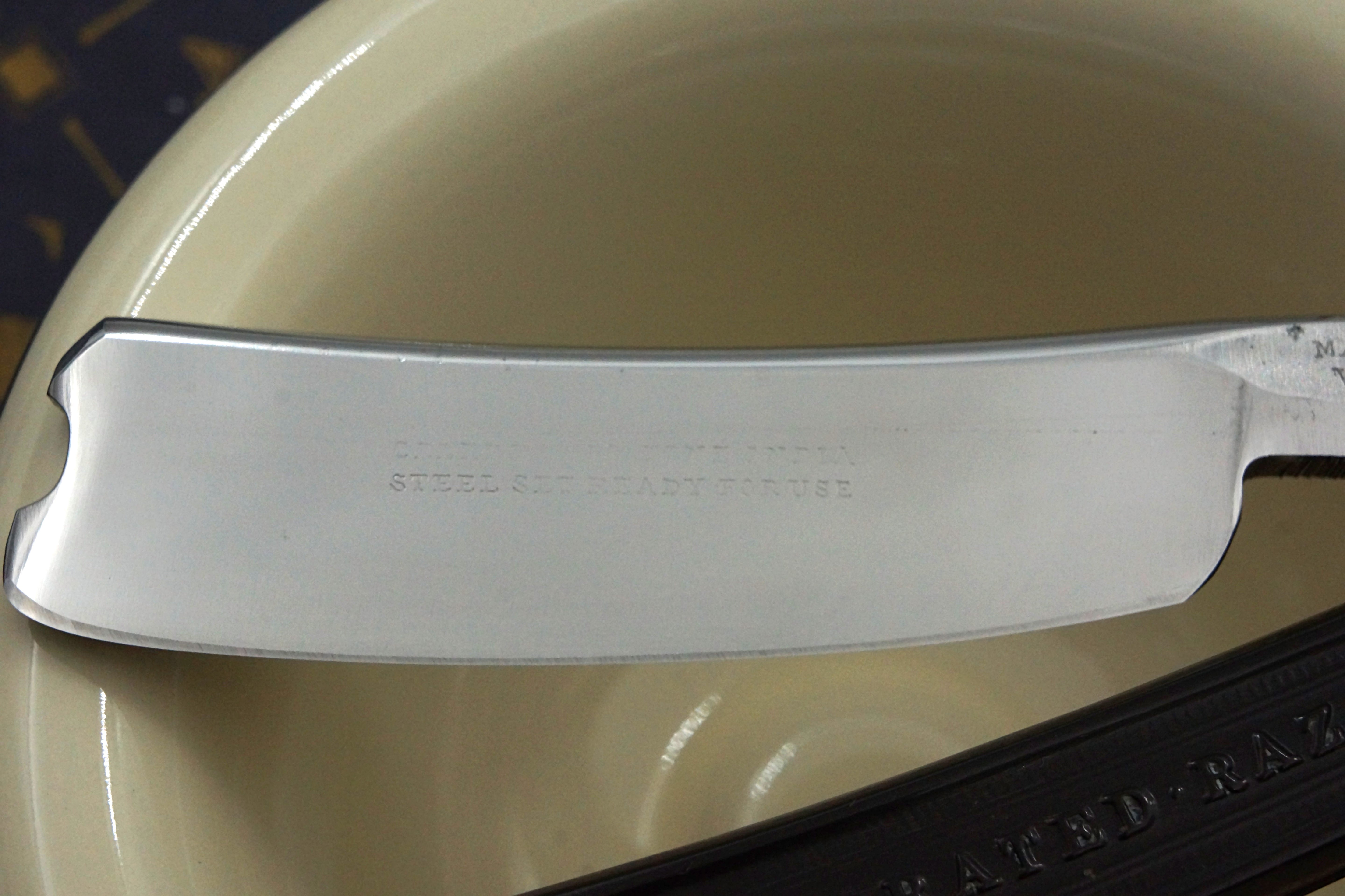 Wade & Butcher 13/16 Celebrated Fine India Steel with Original Pressed Horn Scales Sheffield Straight Razor - Shave Ready (Copy)