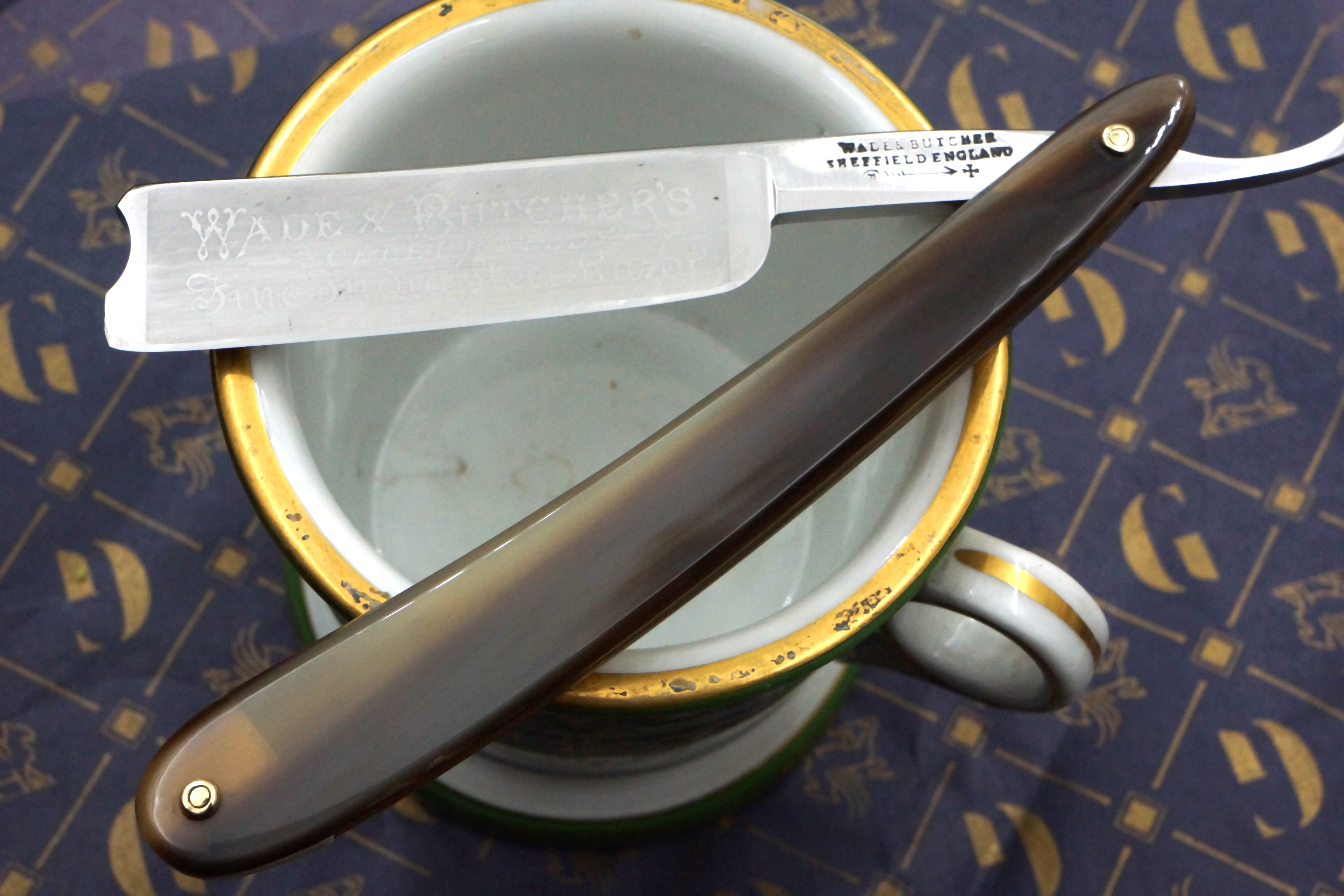 Wade & Butcher "Celebrated Fine India Steel" 13/16 Blade with New Horn Scales Sheffield Straight Razor - Shave Ready