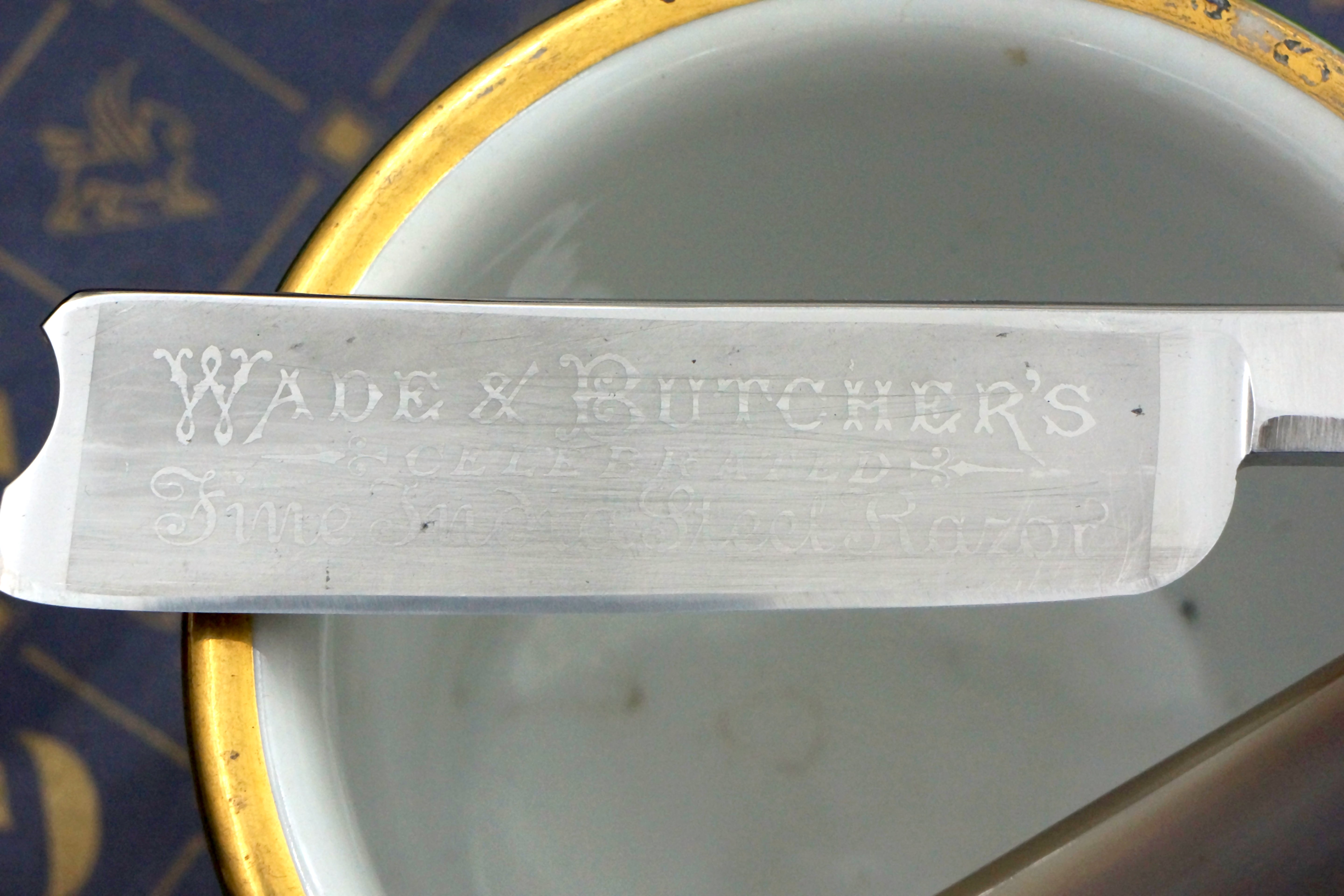 Wade & Butcher "Celebrated Fine India Steel" 13/16 Blade with New Horn Scales Sheffield Straight Razor - Shave Ready