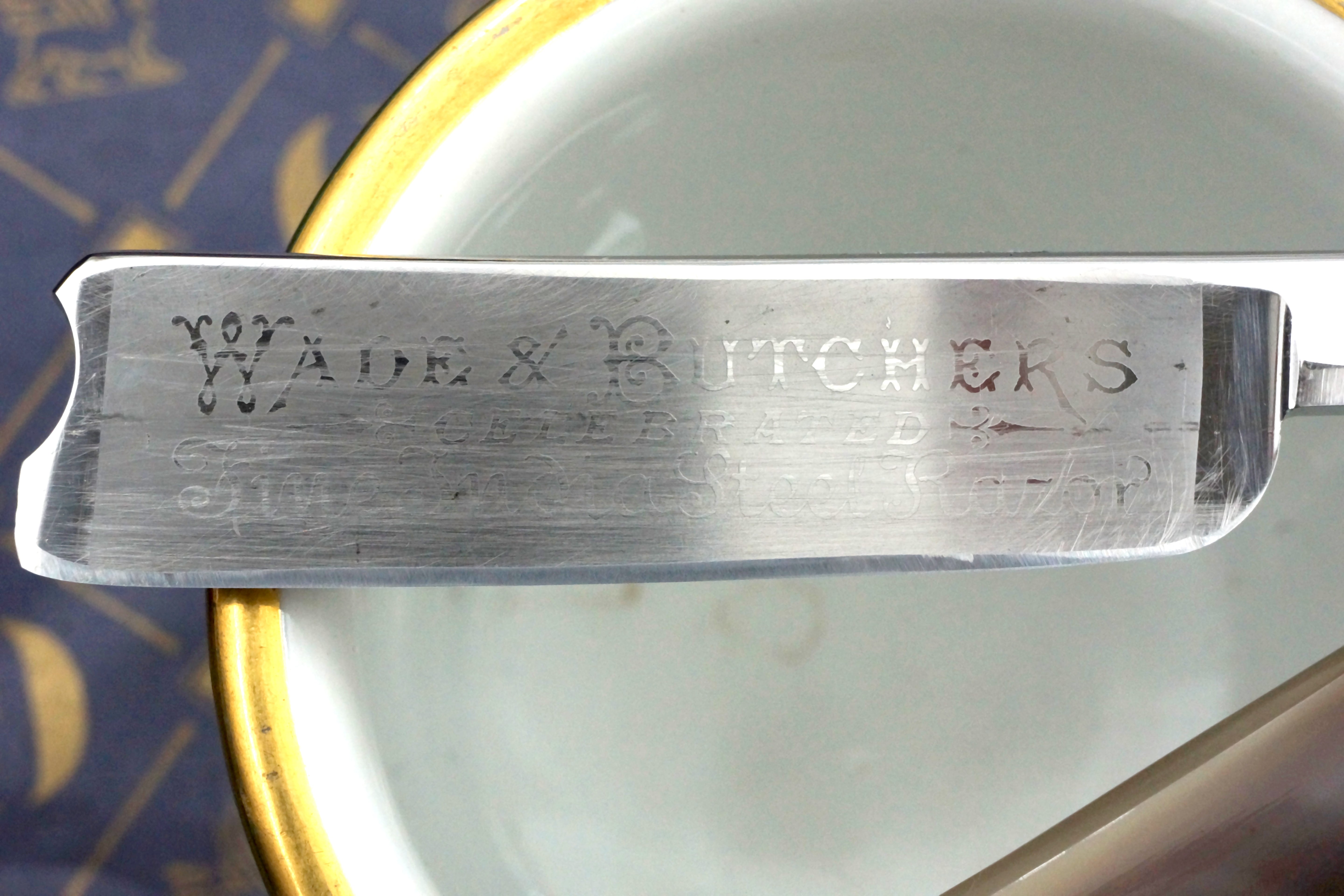 Wade & Butcher "Celebrated Fine India Steel" 13/16 Blade with New Horn Scales Sheffield Straight Razor - Shave Ready