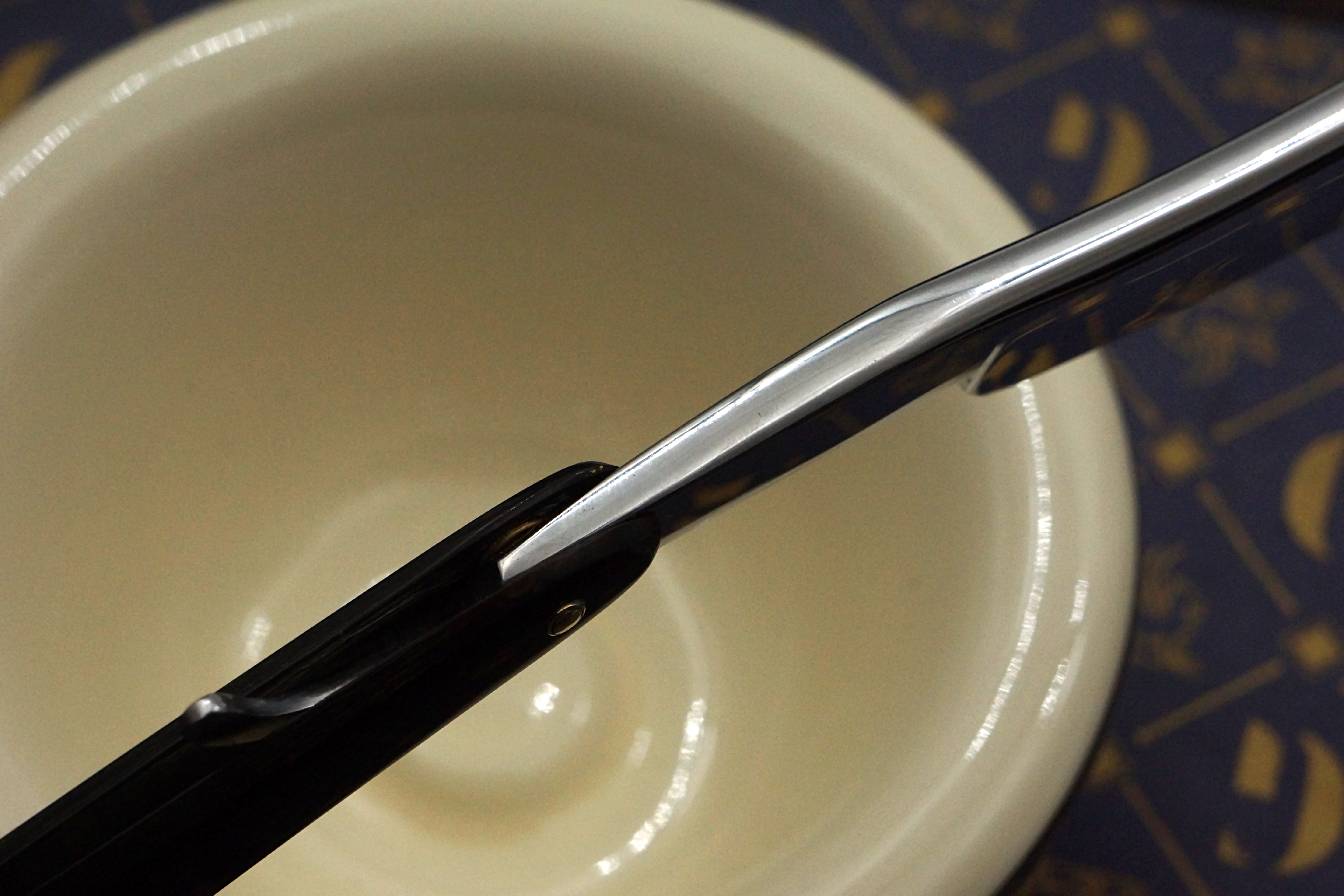 Wade & Butcher 13/16 Near Wedge Blade with Original Pressed Horn Scales Sheffield Straight Razor - Shave Ready