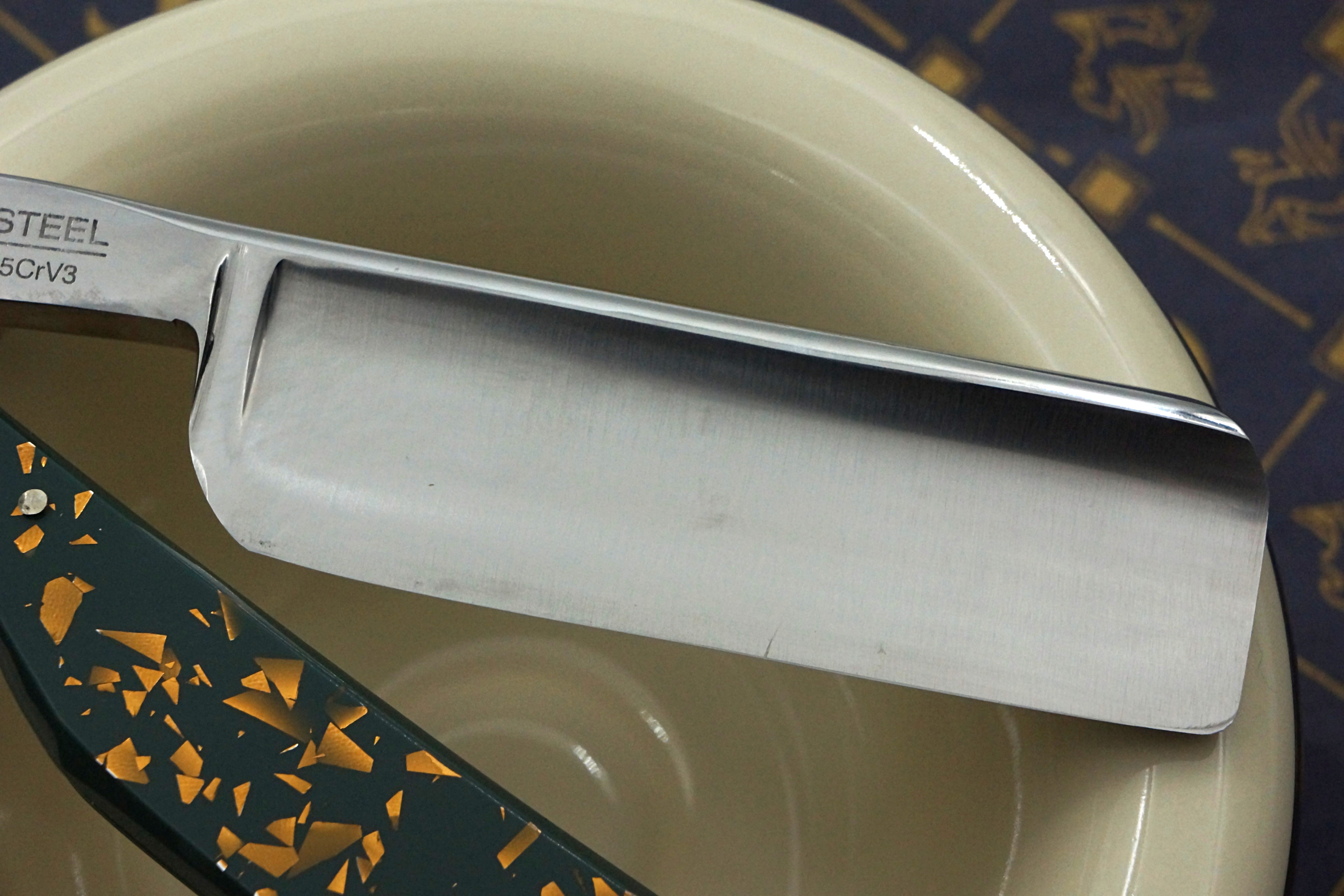 Griffith 8/8 Silver Steel Extra Hollow Etched Blade - Sage Green and Copper Flake Acrylic Scales Artisan Straight Razor - Shave Ready