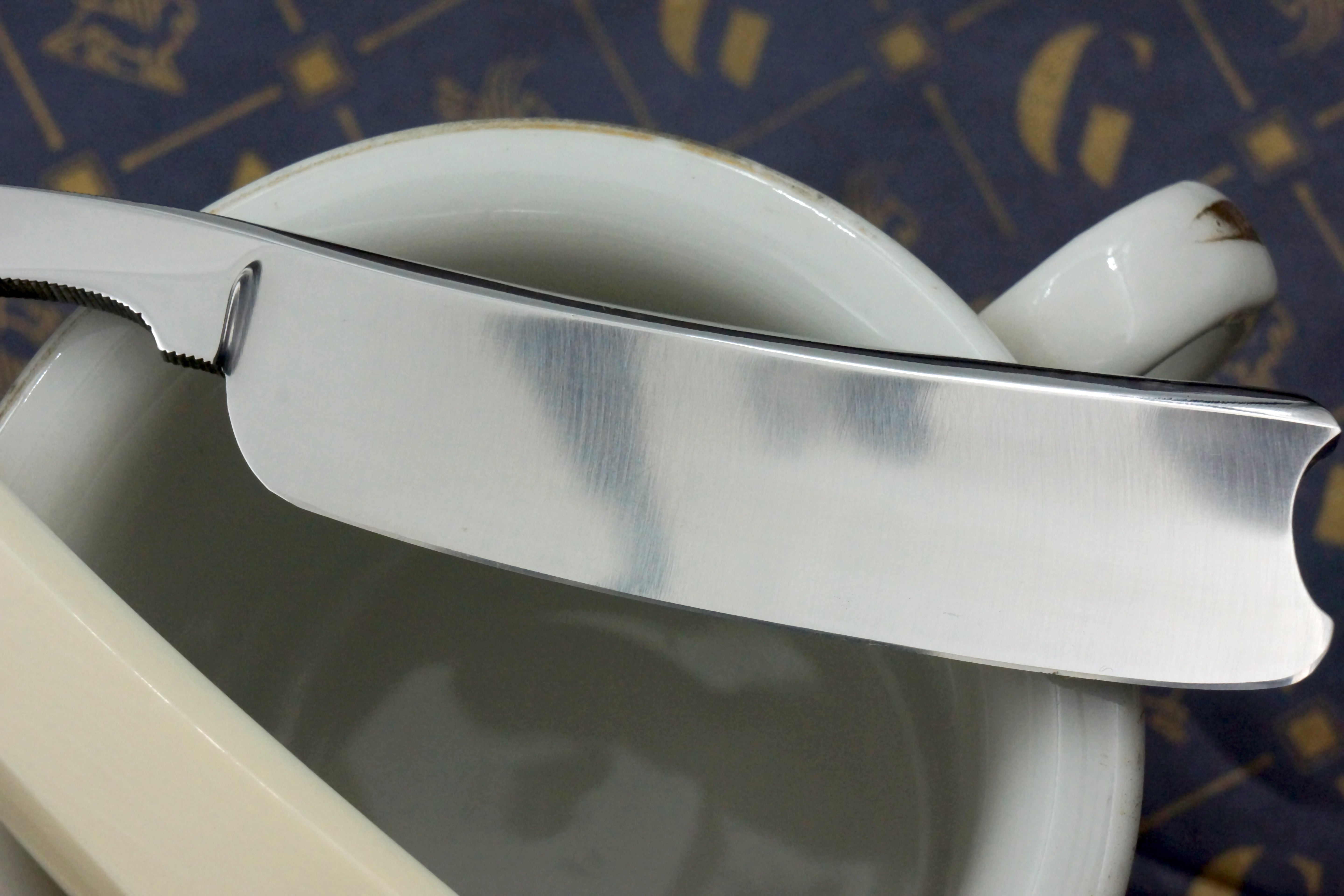 Wm. Greaves & Sons 7/8 Blade "Philadelphia Razor" with Mammoth Ivory Scales - Restored Sheffield Straight Razor - Shave Ready