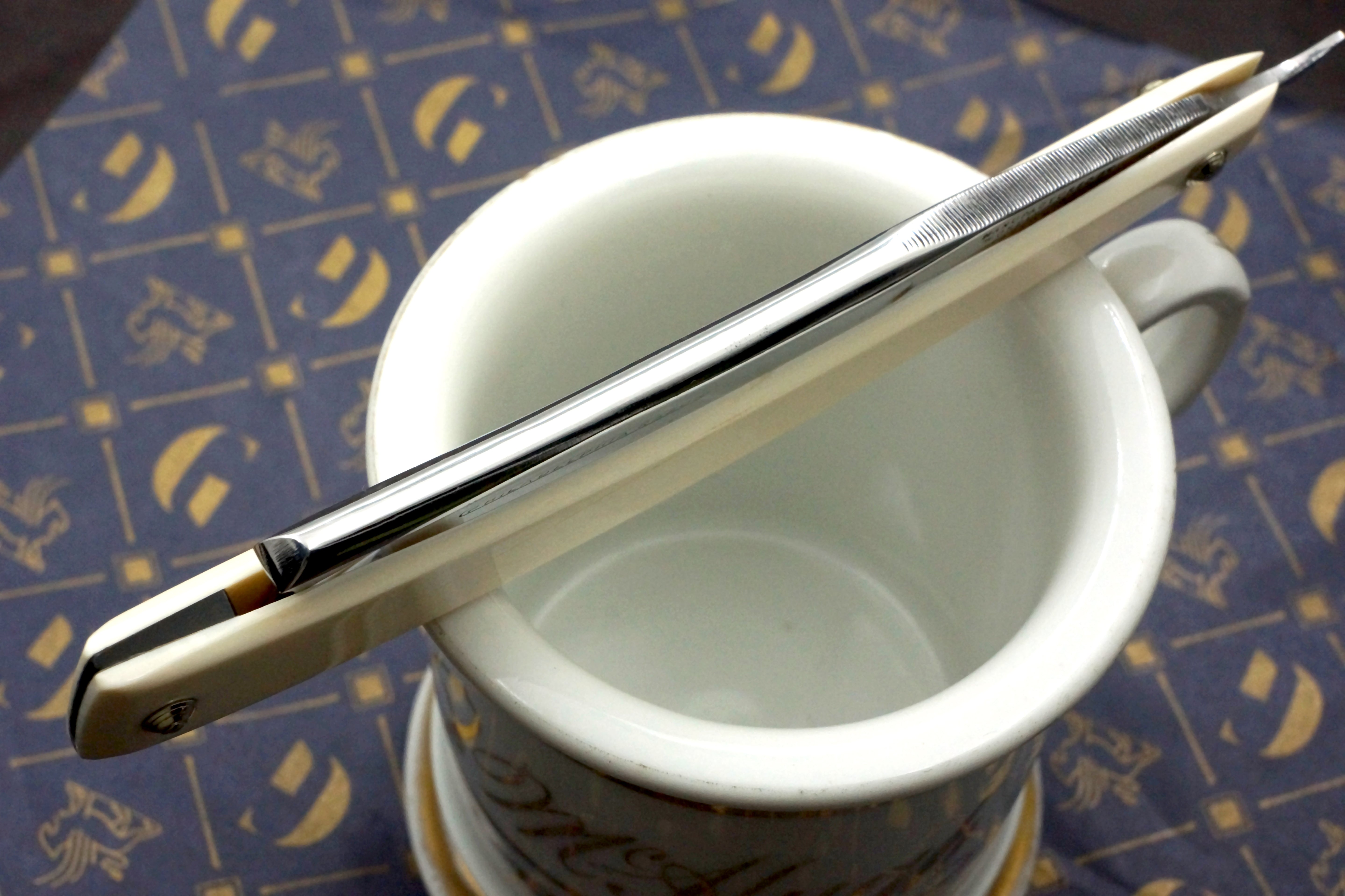 Wm. Greaves & Sons 7/8 Blade "Philadelphia Razor" with Mammoth Ivory Scales - Restored Sheffield Straight Razor - Shave Ready