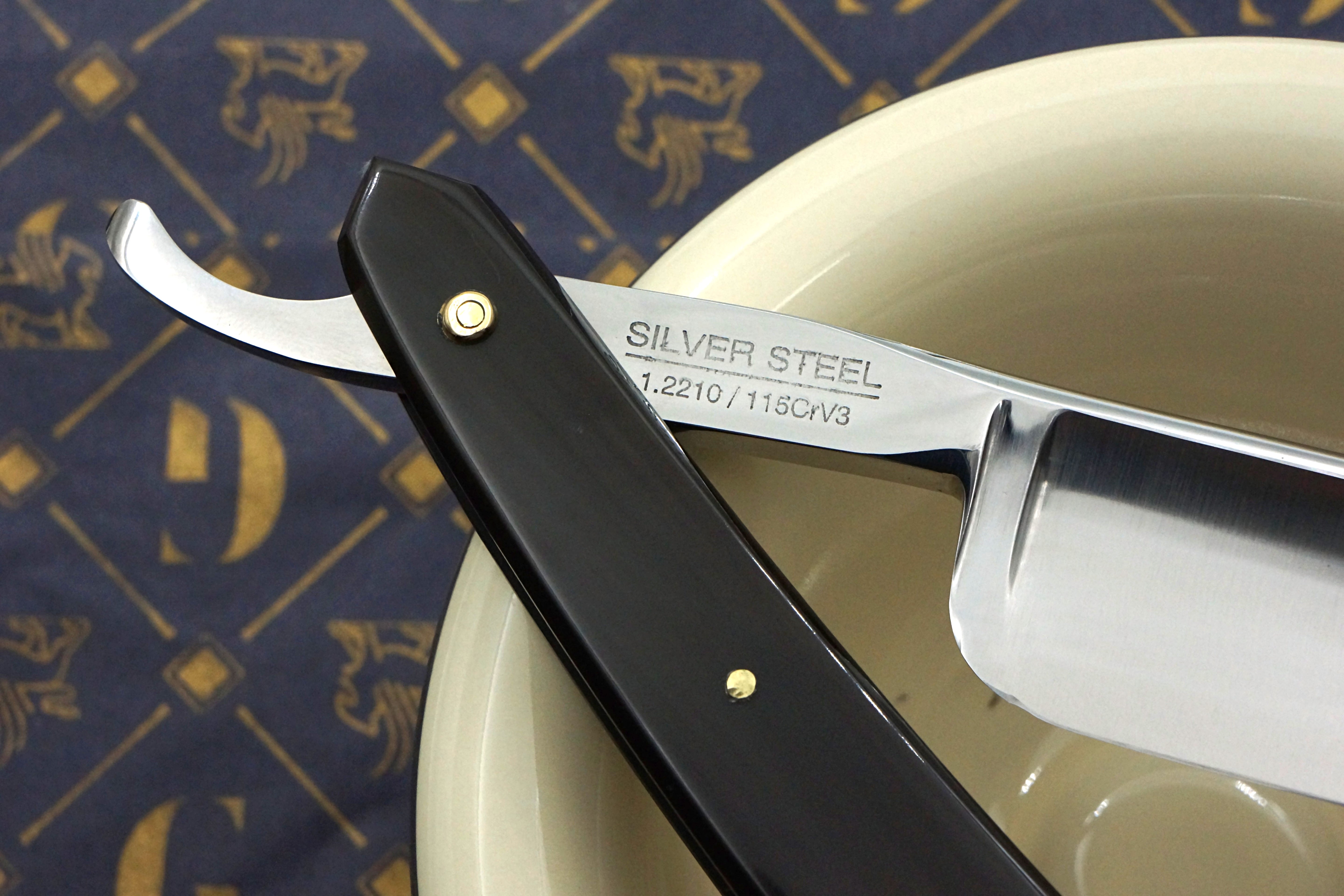 Griffith 8/8 Silver Steel Extra Hollow Blade - Horn Scales Artisan Straight Razor - Shave Ready