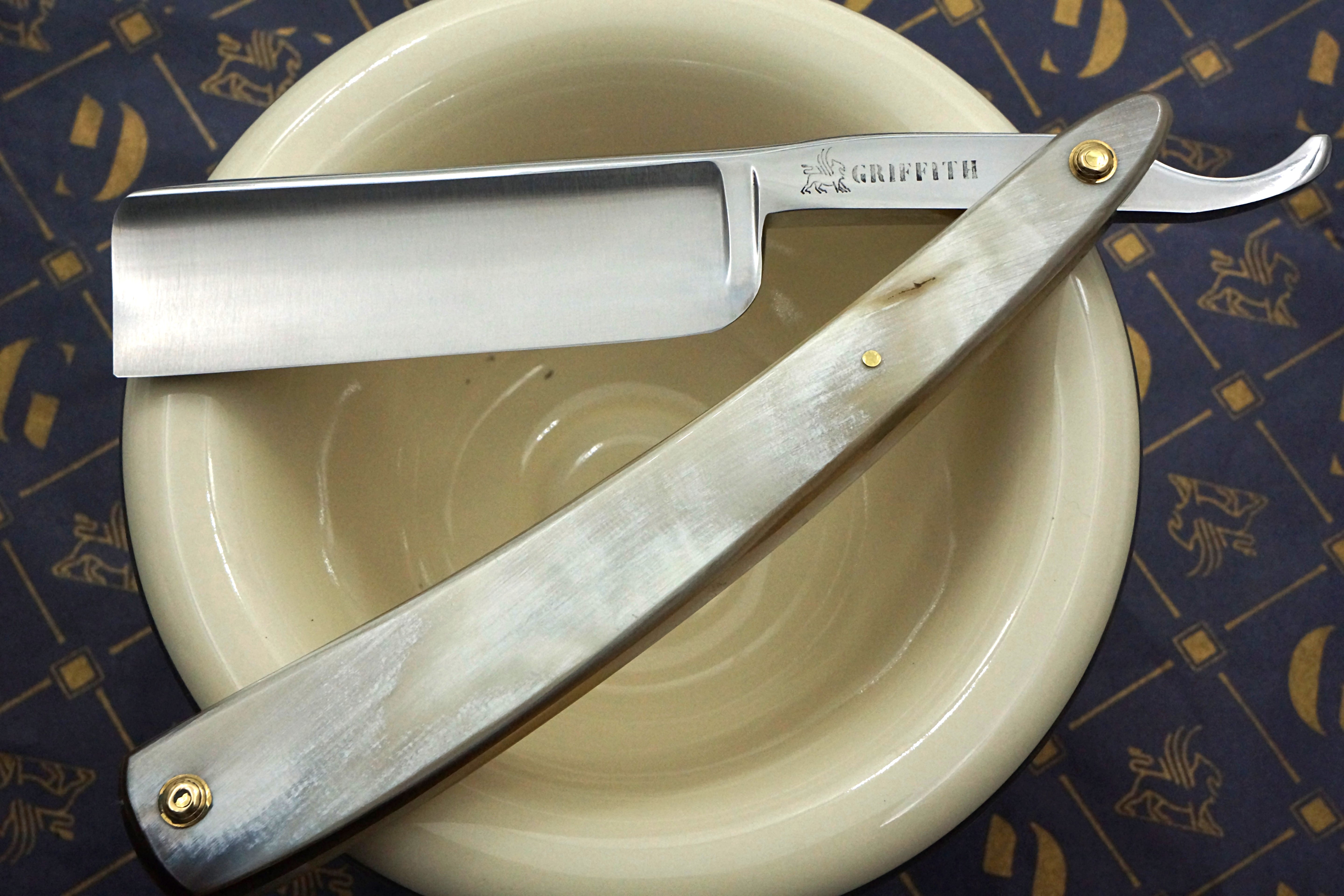Griffith 8/8 Stainless Steel Full Hollow Blade - Horn Scales Artisan Straight Razor