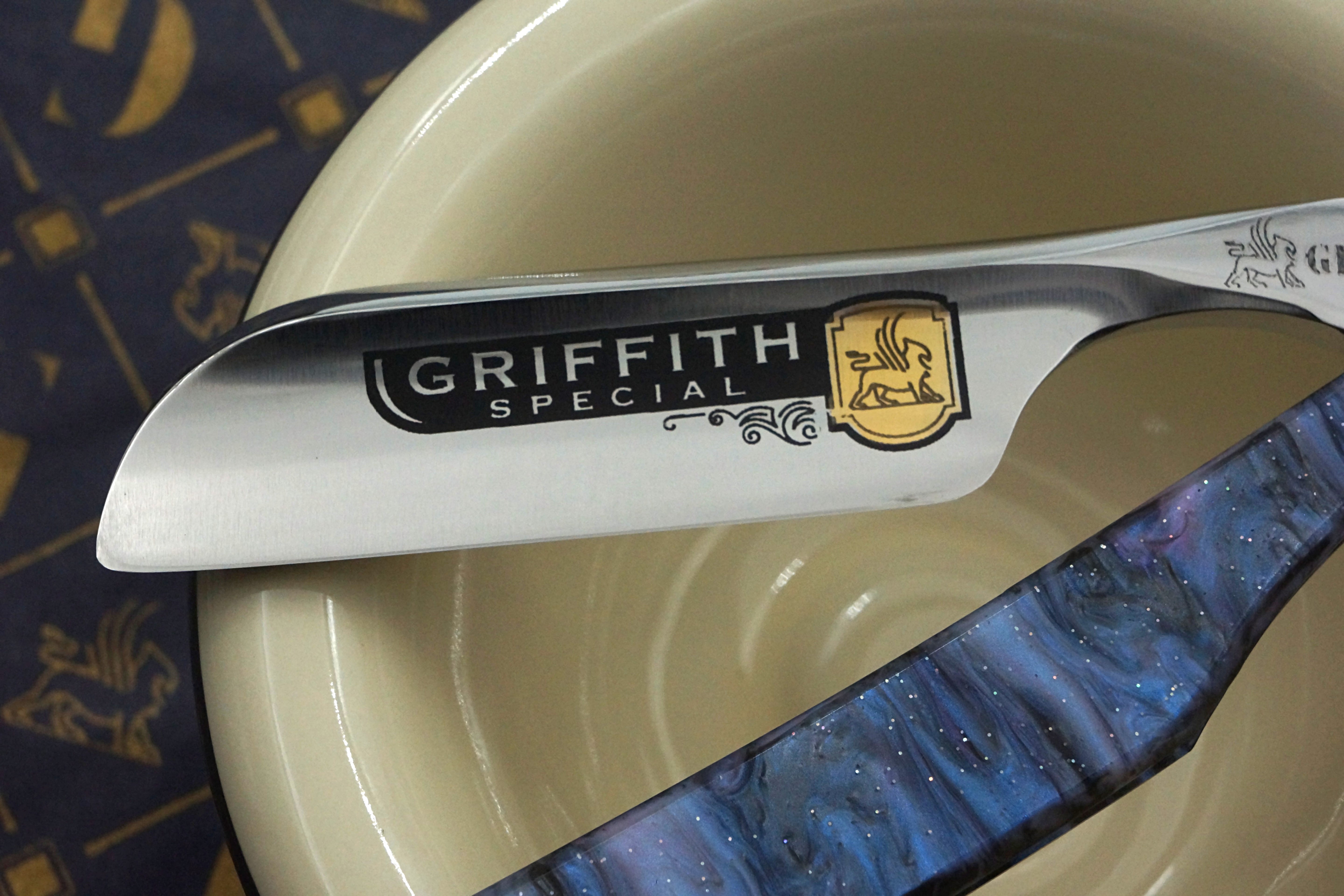 Griffith 13/16 Full Hollow Blade - Purple Starry Sky Acrylic Scales Artisan Straight Razor