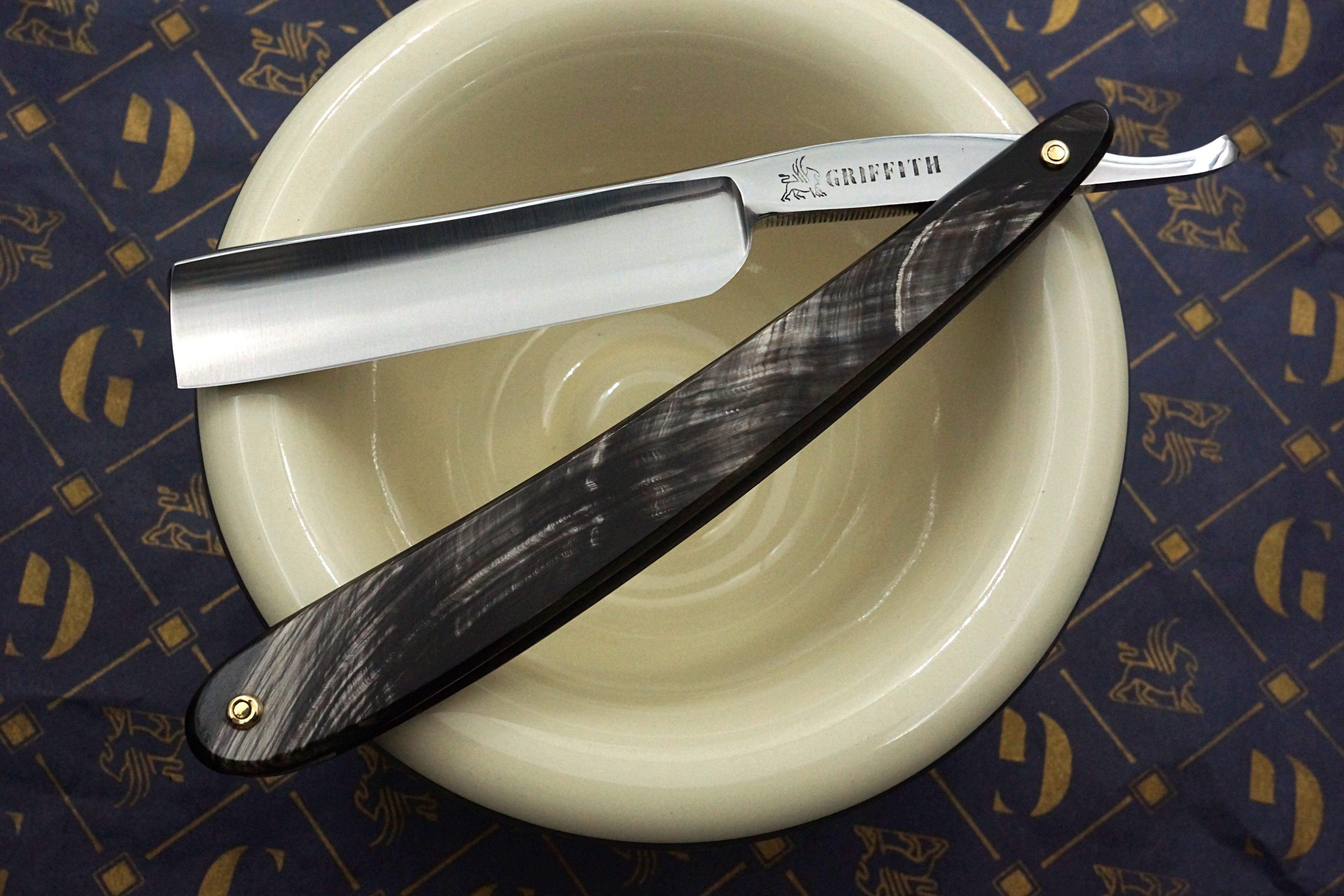Griffith Krosskeys Sheffield Steel 11/16 Full Hollow Blade - Horn Scales Artisan Straight Razor