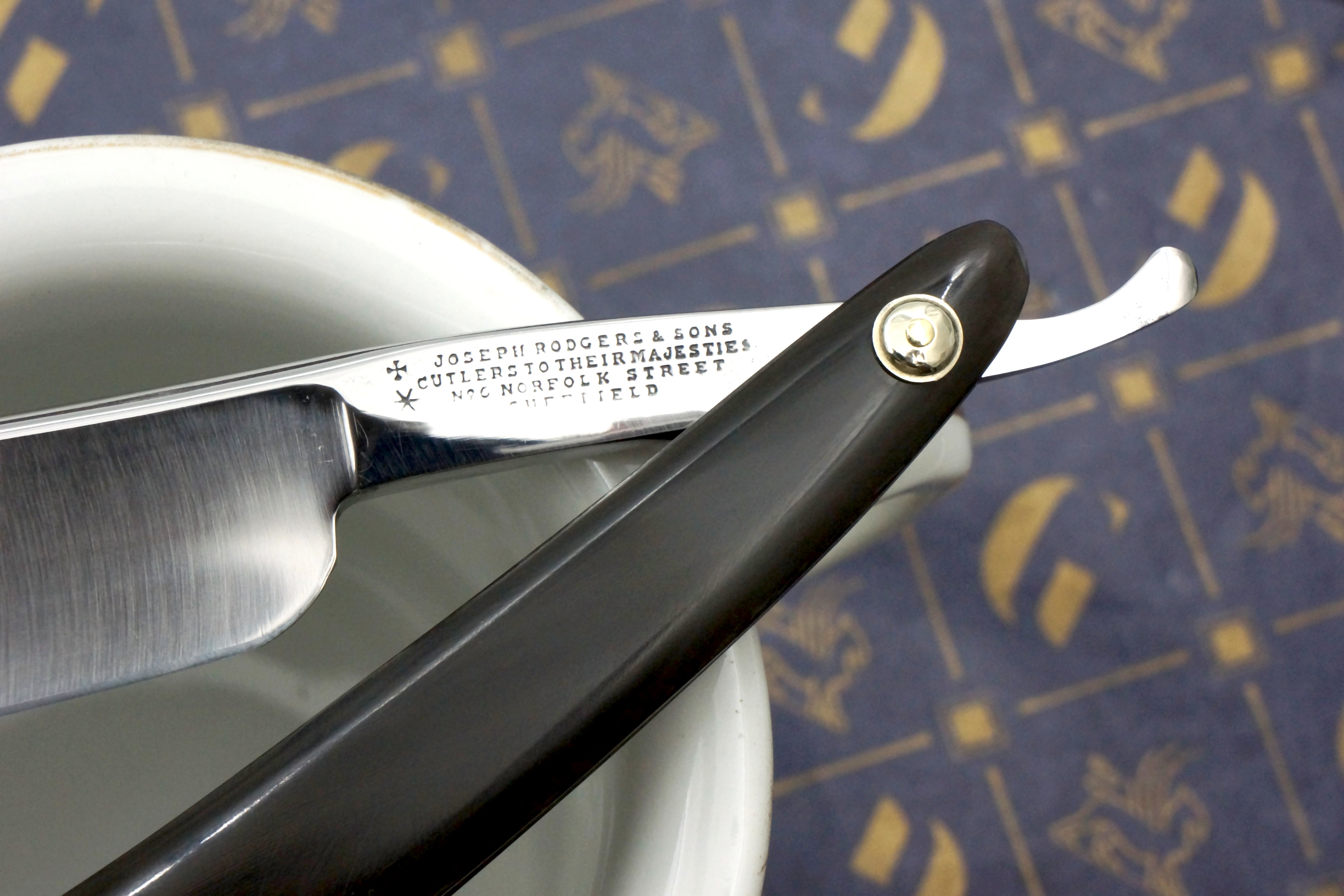 Joseph Rodgers & Sons 13/16 Blade with New Horn Scales - Restored Sheffield Straight Razor - Shave Ready