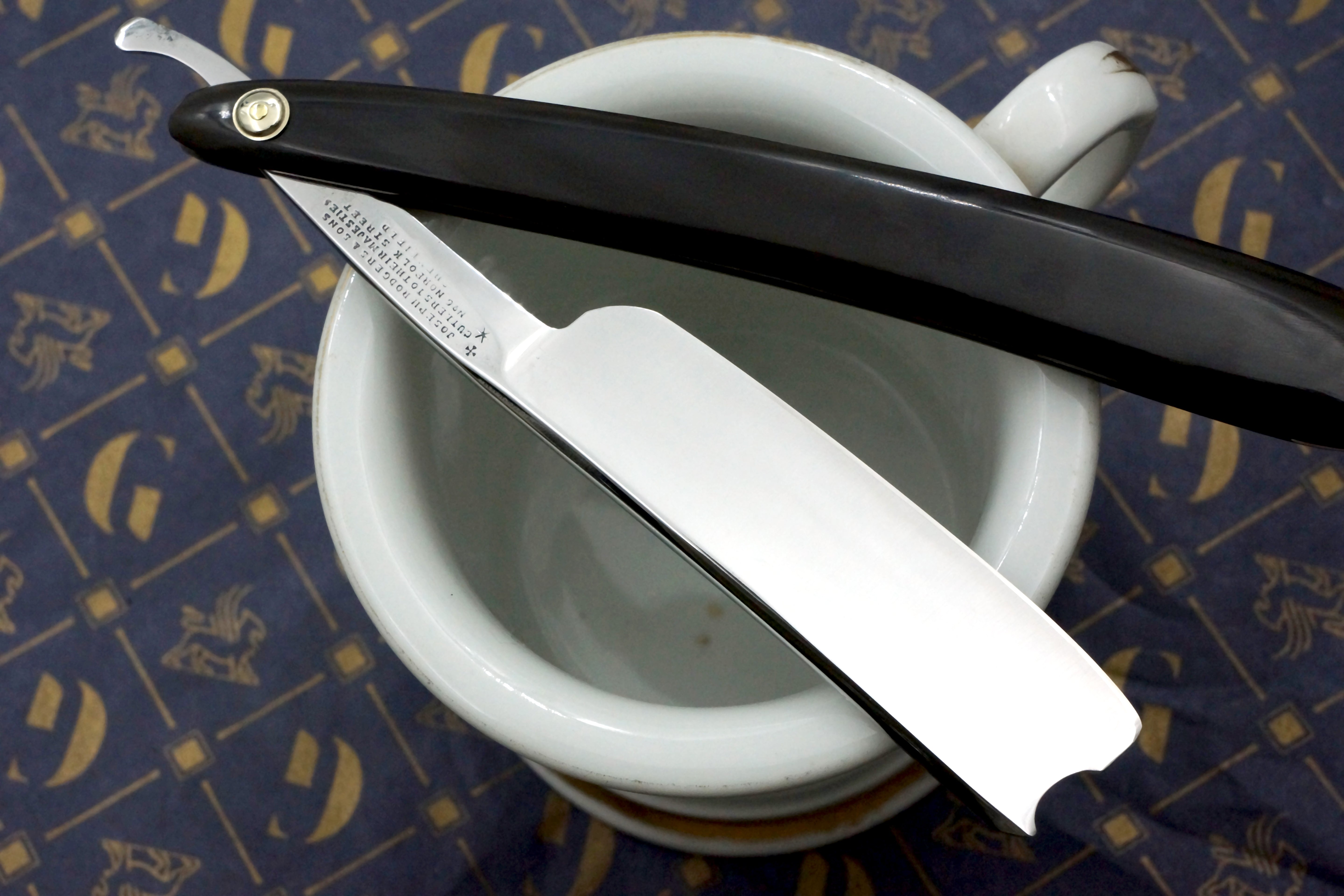 Joseph Rodgers & Sons 13/16 Blade with New Horn Scales - Restored Sheffield Straight Razor - Shave Ready