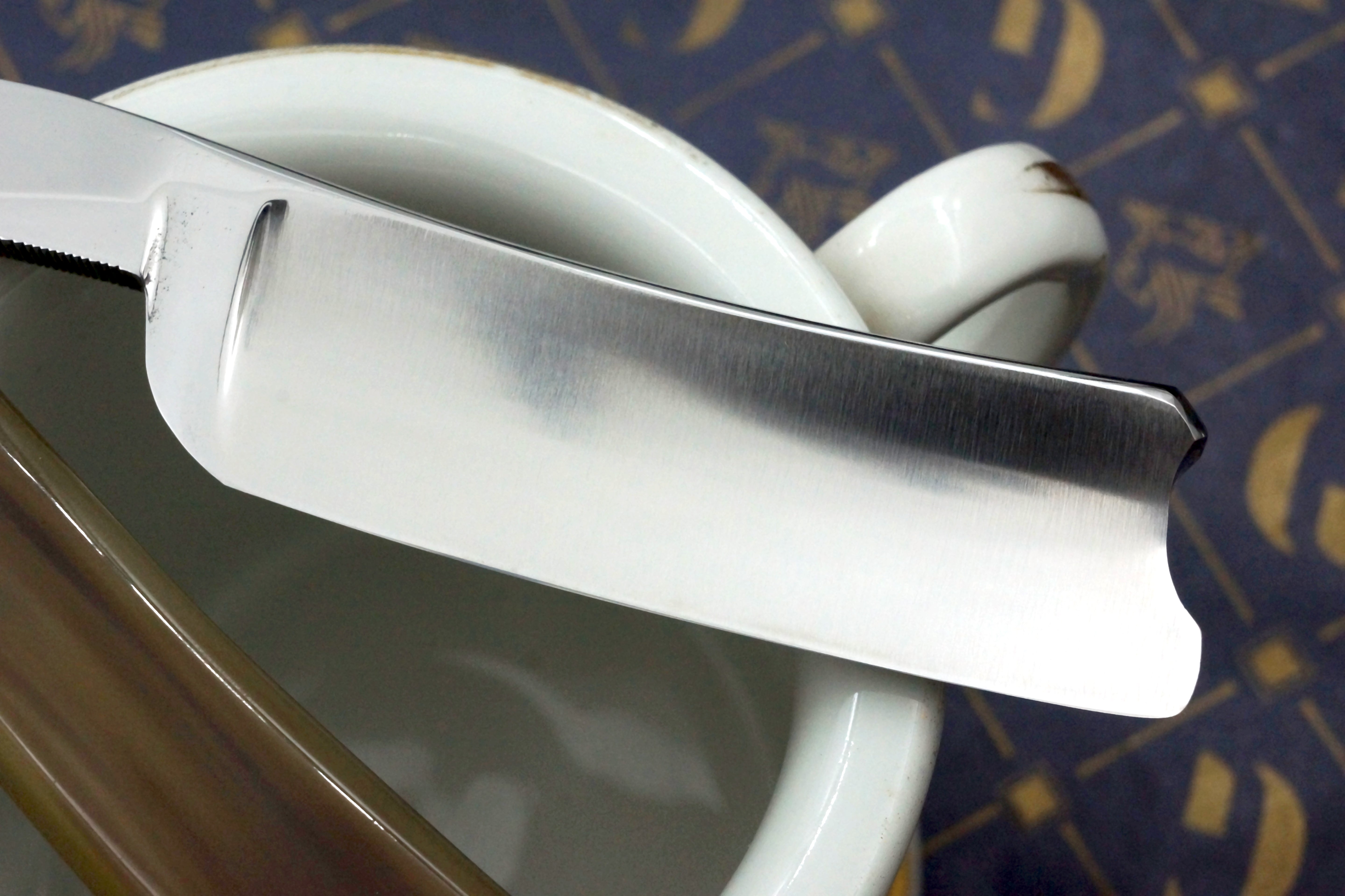 George Wostenholm & Sons 15/16 Blade with New Horn Scales - Fully Restored Sheffield Straight Razor - Shave Ready