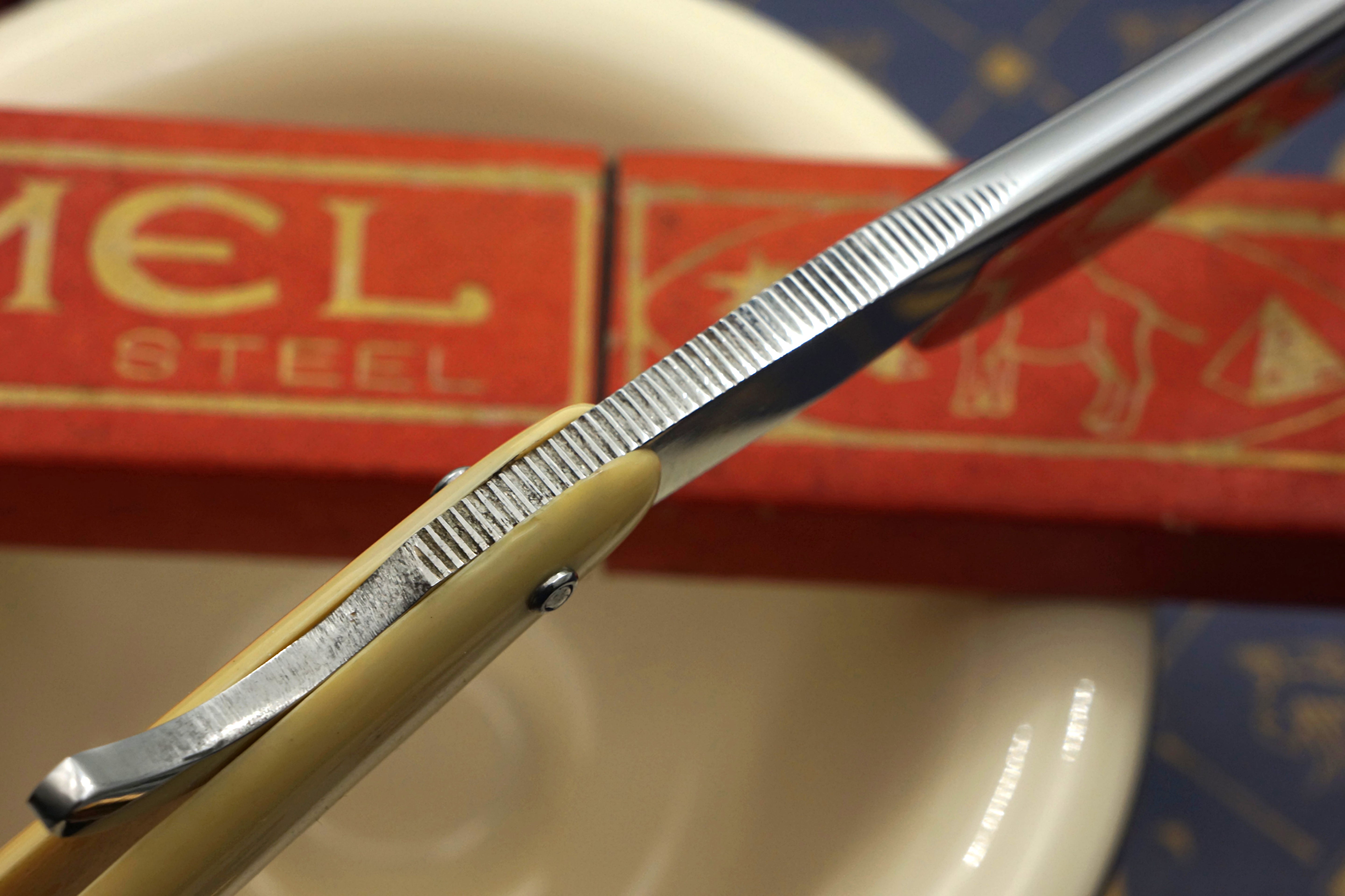Gyokuhai TSC Full Hollow, hervorragend restauriert – 13/16 Klinge, wunderschöne Schuppen – Vintage japanisches Rasiermesser – rasierbereit