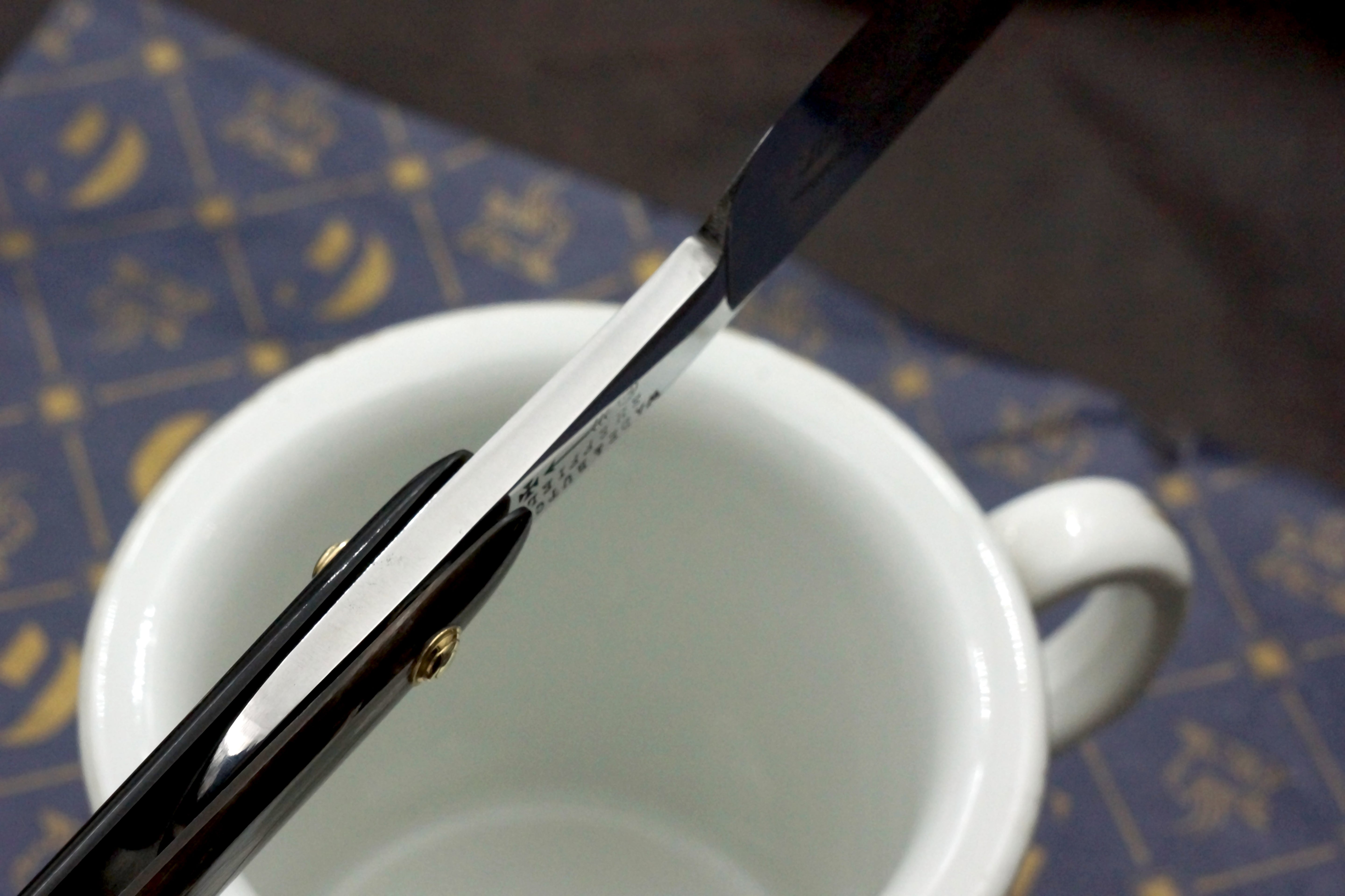 Wade & Butcher "American Razor" 13/16 Blade with New Horn Scales Sheffield Straight Razor - Shave Ready