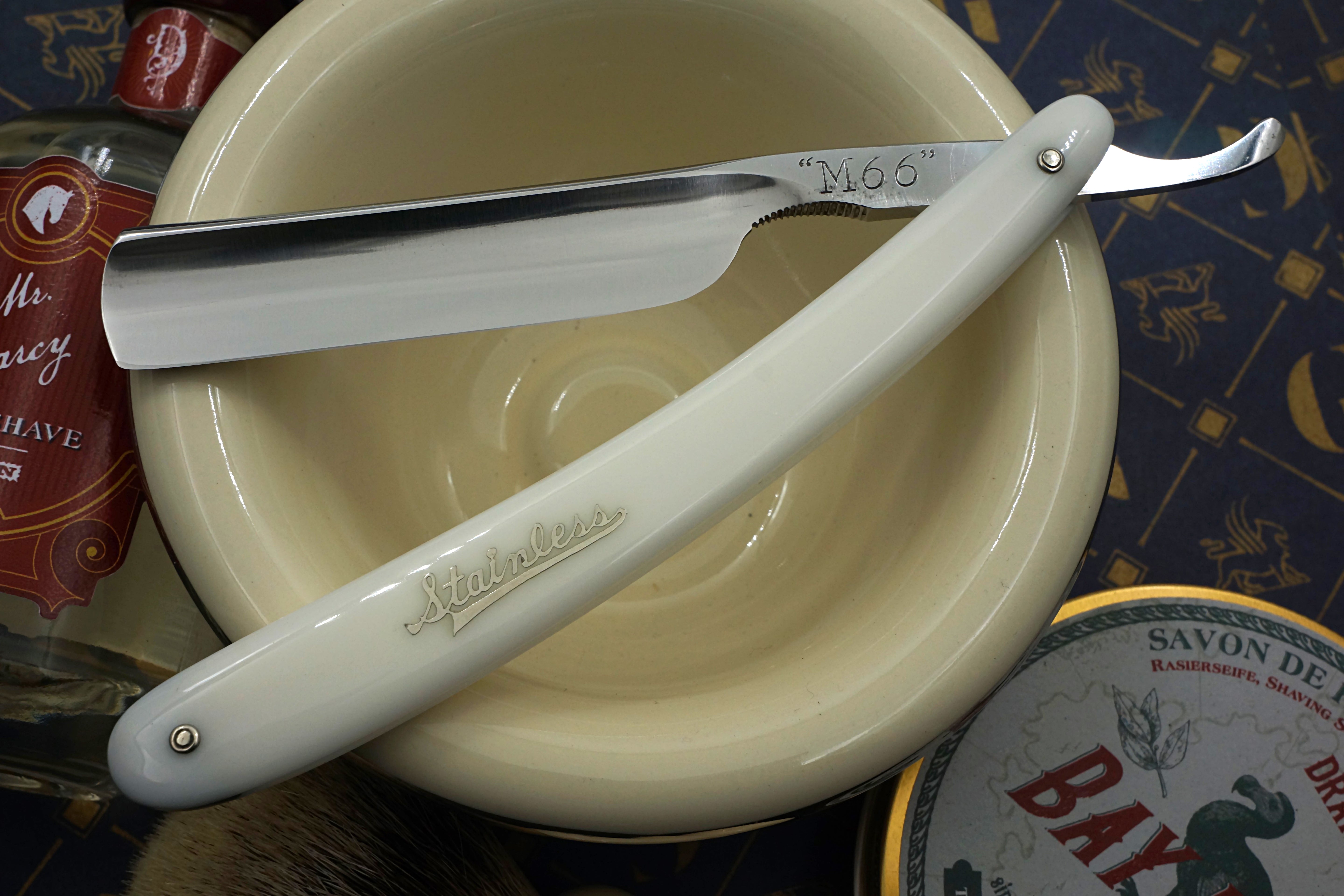 Tamahagane Razors Co. Ltd. M66 11/16" Stainless Near Pristine Vintage Japanese Straight Razor - Shave Ready