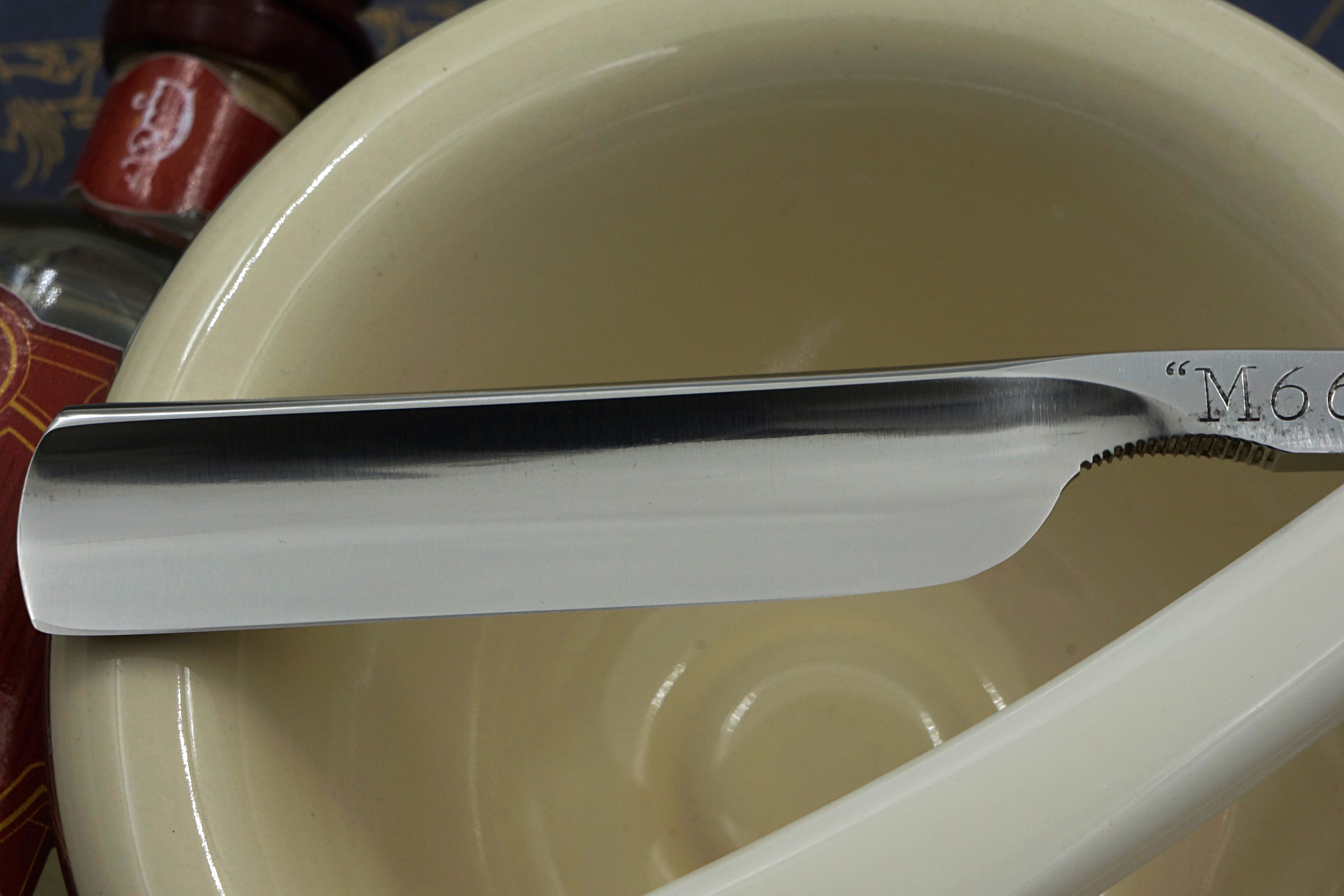 Tamahagane Razors Co. Ltd. M66 11/16" Stainless Near Pristine Vintage Japanese Straight Razor - Shave Ready