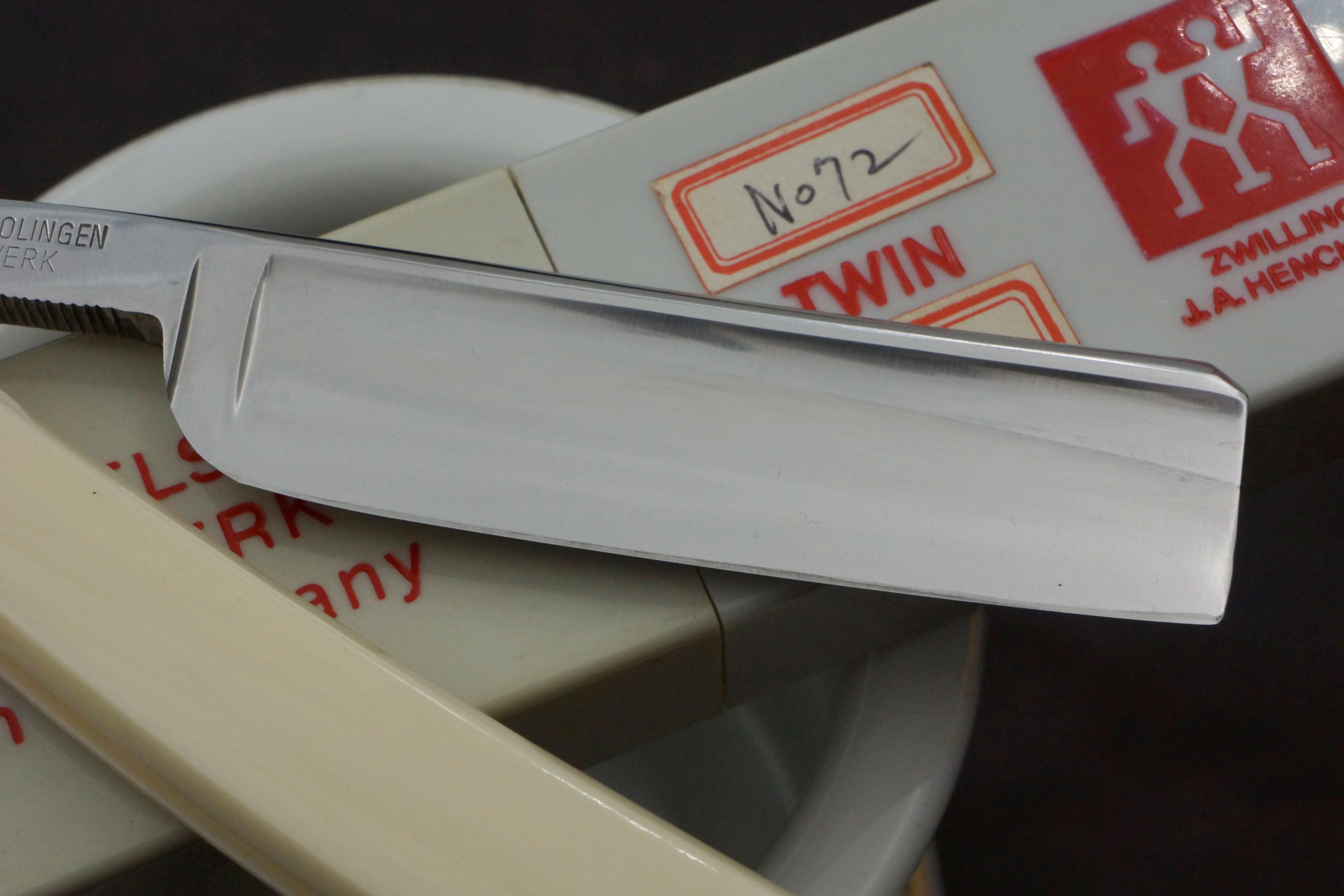 Henckels Friodur 6/8 No. 72 - Excellent Stainless Steel Etched Full Hollow - Solingen Straight Razor - Shave Ready