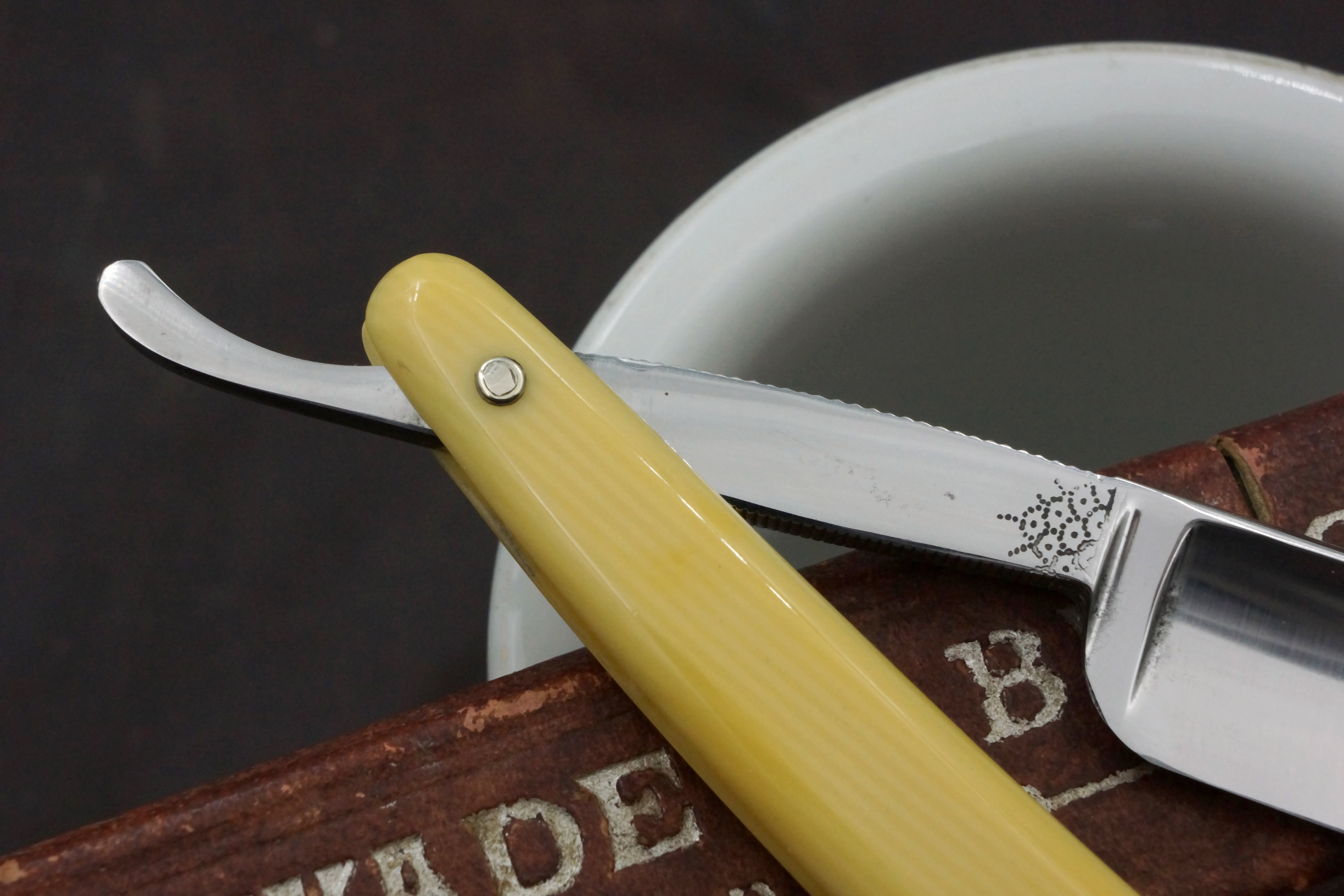 Wade & Butcher Near Mint 11/16 with Celluloid Scales Sheffield Straight Razor - Shave Ready