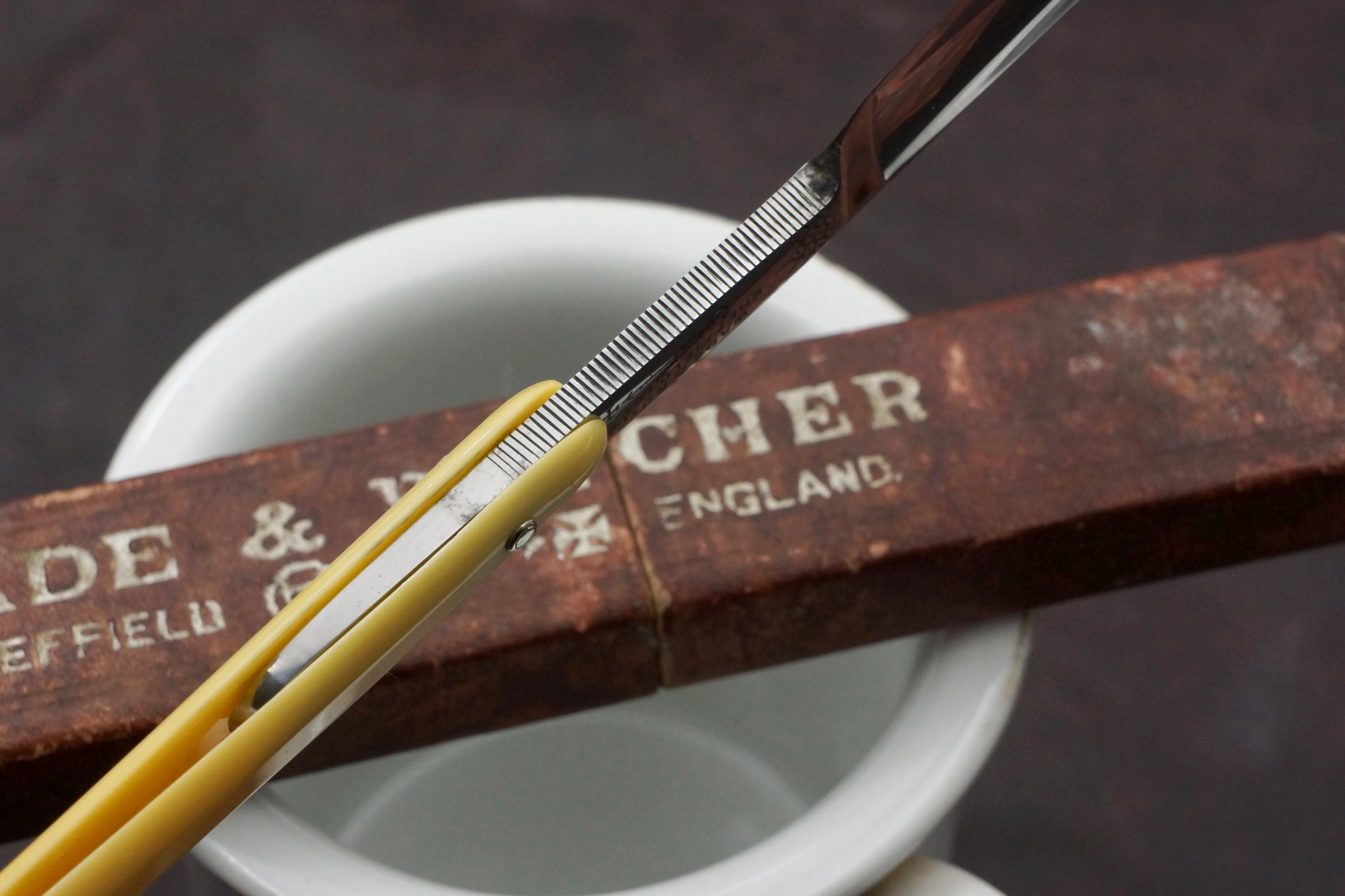 Wade & Butcher Near Mint 11/16 with Celluloid Scales Sheffield Straight Razor - Shave Ready