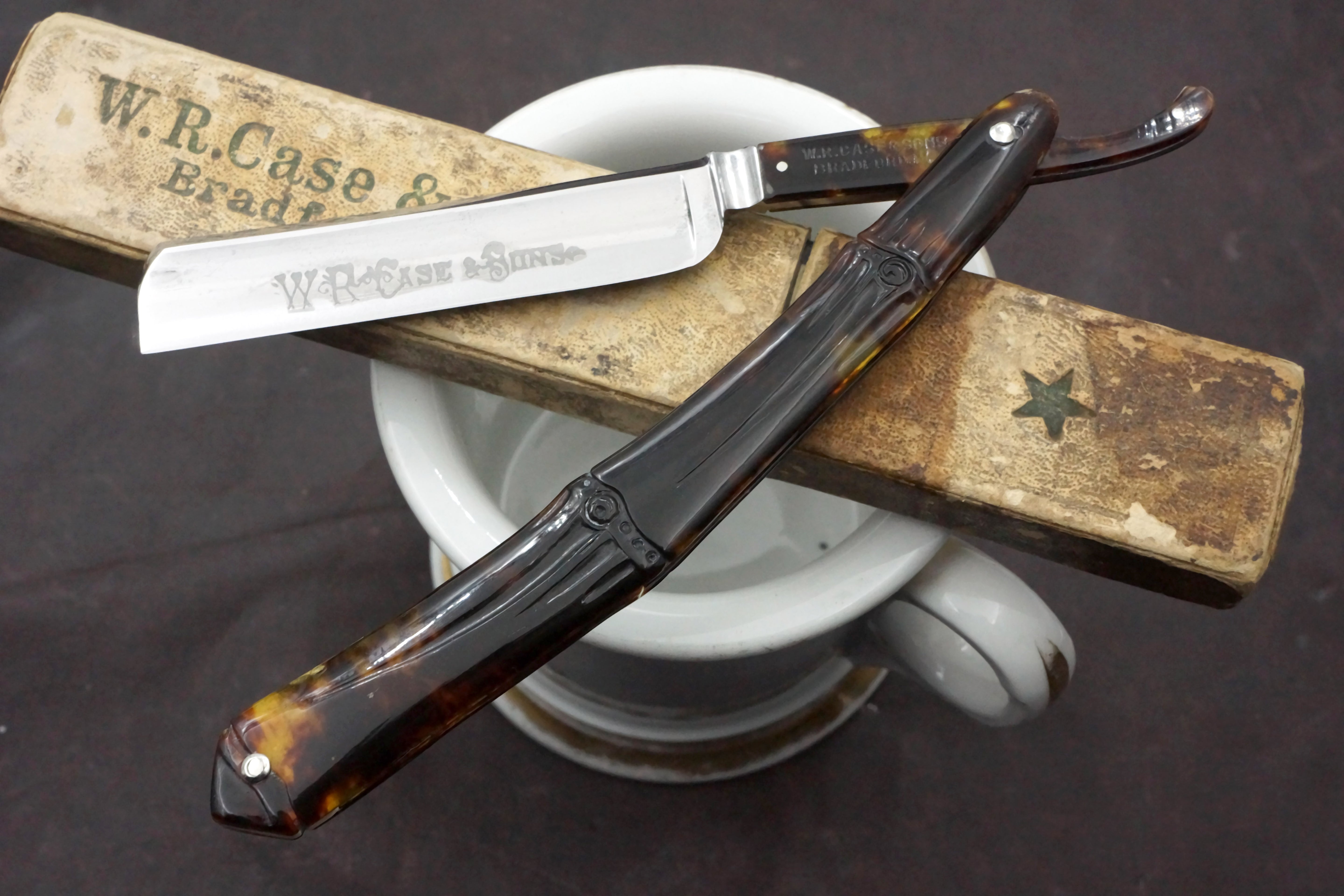Case Bros. - 5/8 Fancy Clad Tang Scarce American Straight Razor - Shave Ready