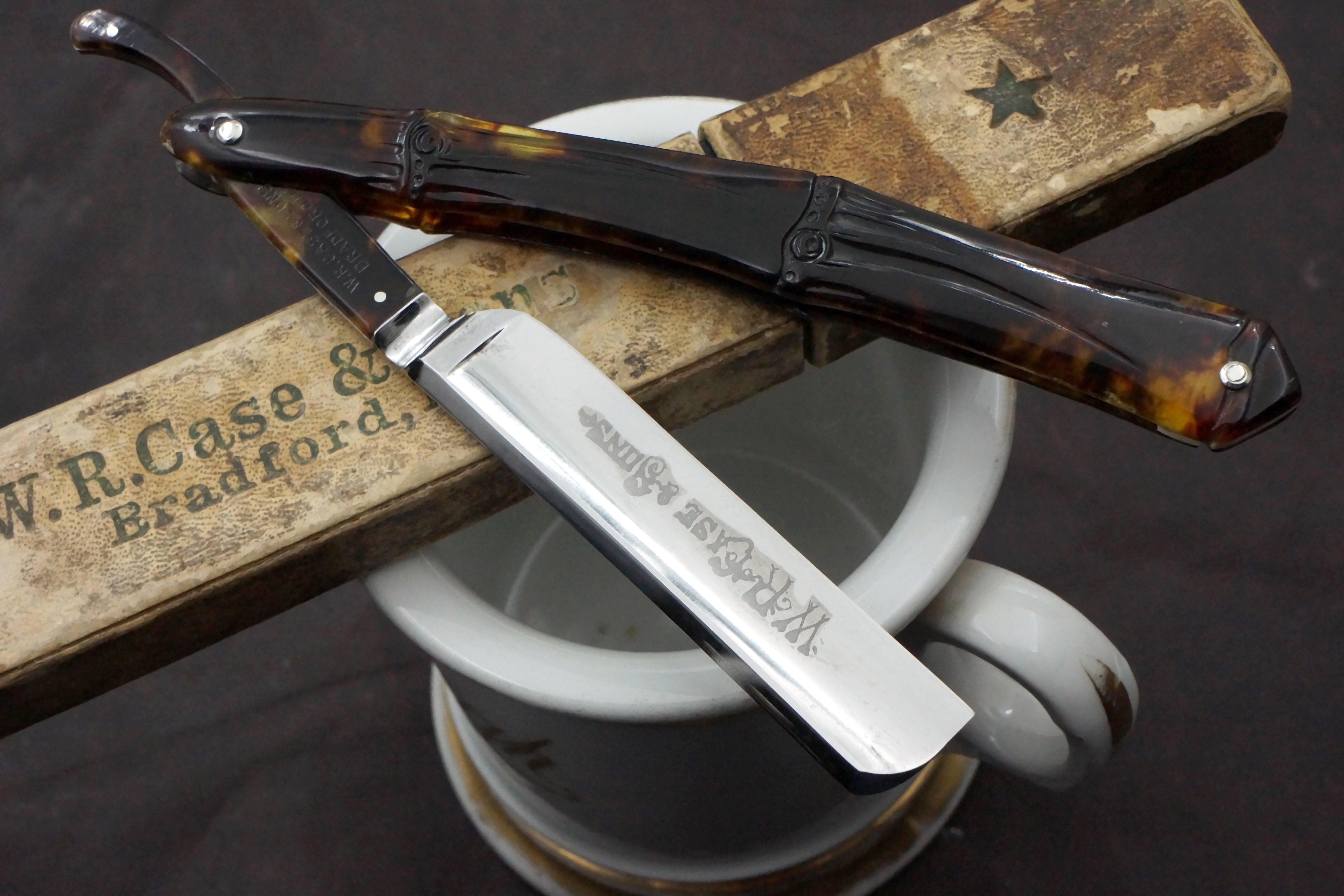 Case Bros. - 5/8 Fancy Clad Tang Scarce American Straight Razor - Shave Ready