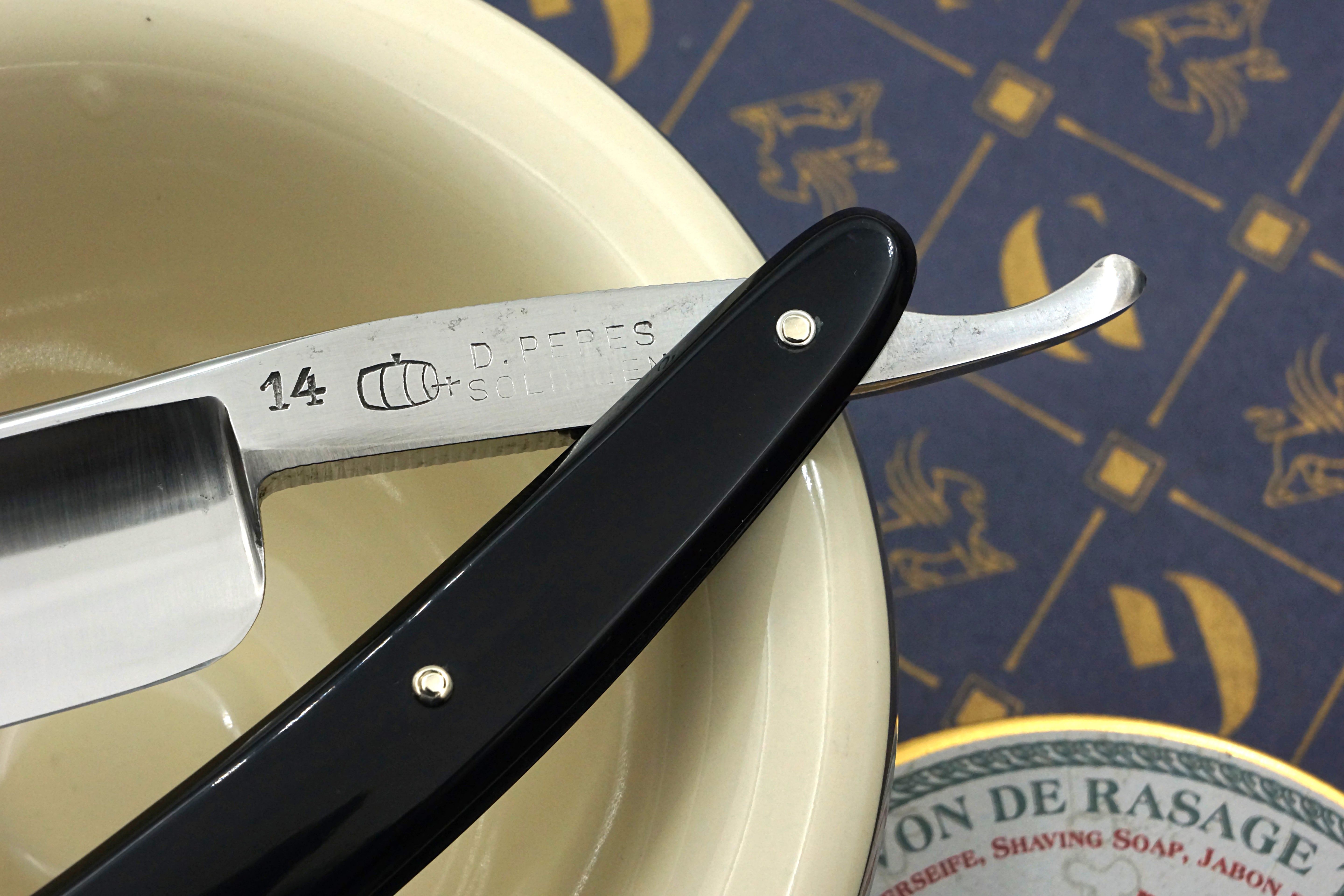 D. Peres No. 14 - RARE 15/16 Full Hollow Blade - Excellent++ Vintage Solingen Straight Razor - Shave Ready