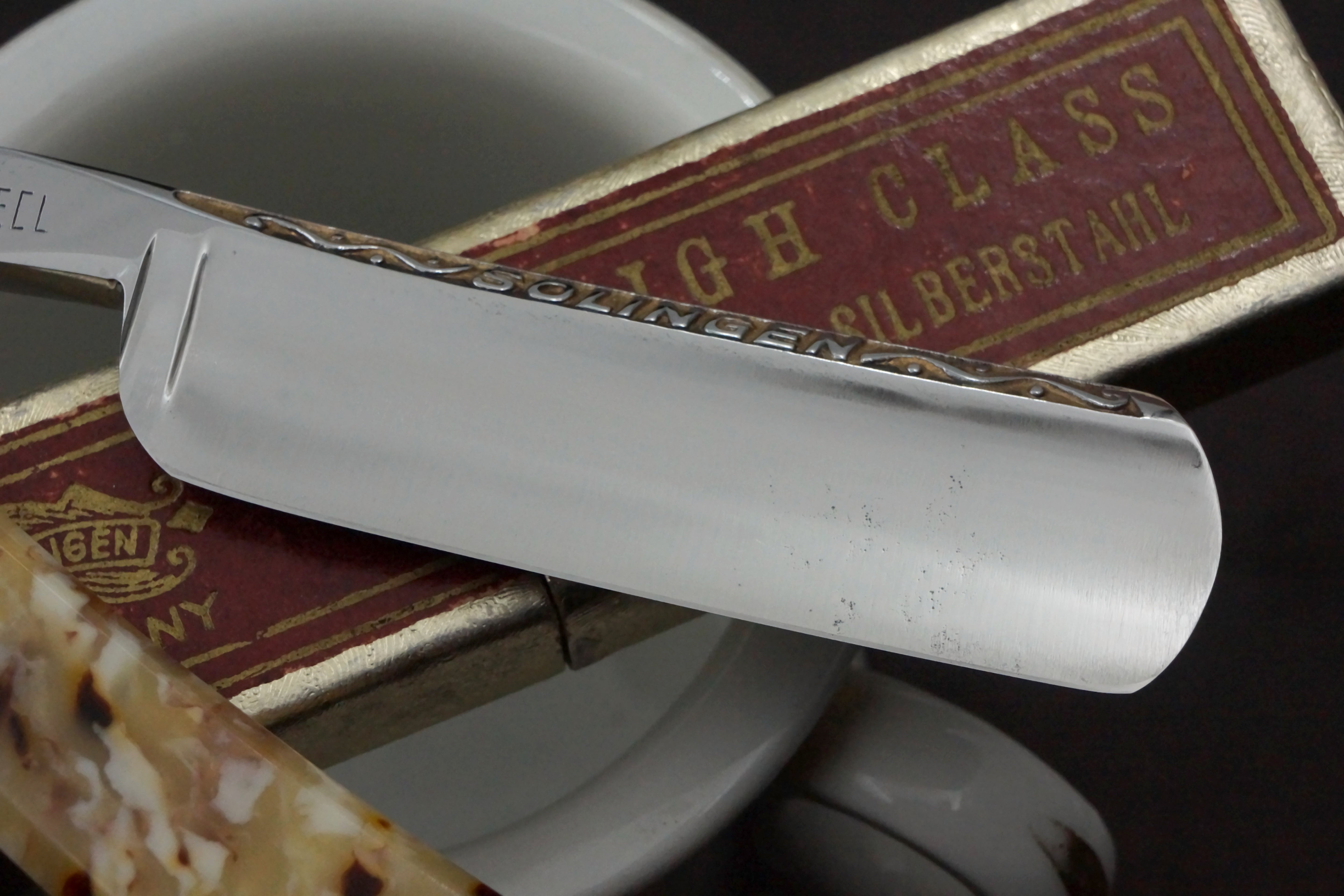 Bartmann Forged Spine 15/16 Extra Hollow Blade - Vintage Solingen Straight Razor - Shave Ready