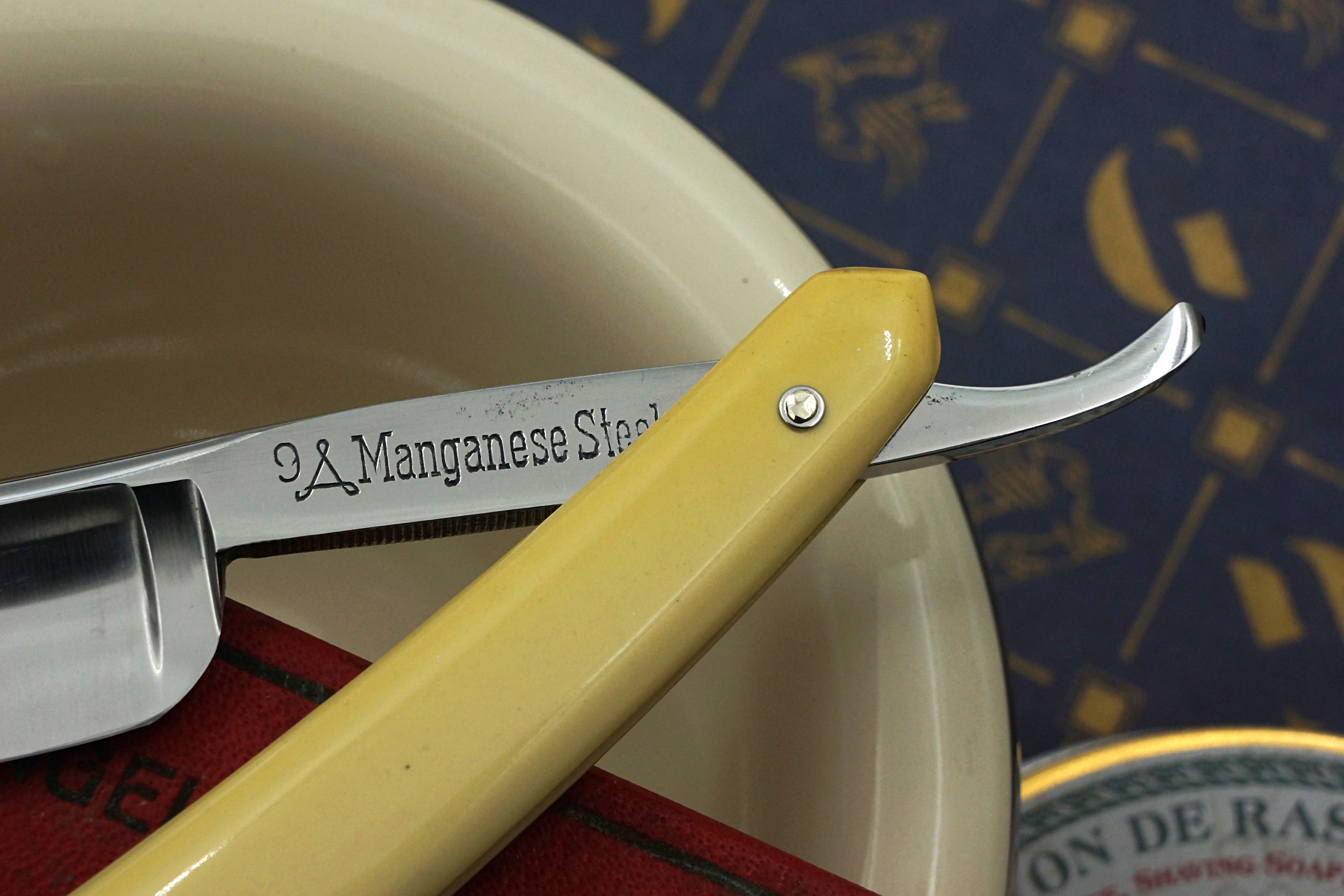 Gebr.Lang Triangel No. 9 11/16 Full Hollow Blade - Near Mint Vintage Solingen Straight Razor - Shave Ready