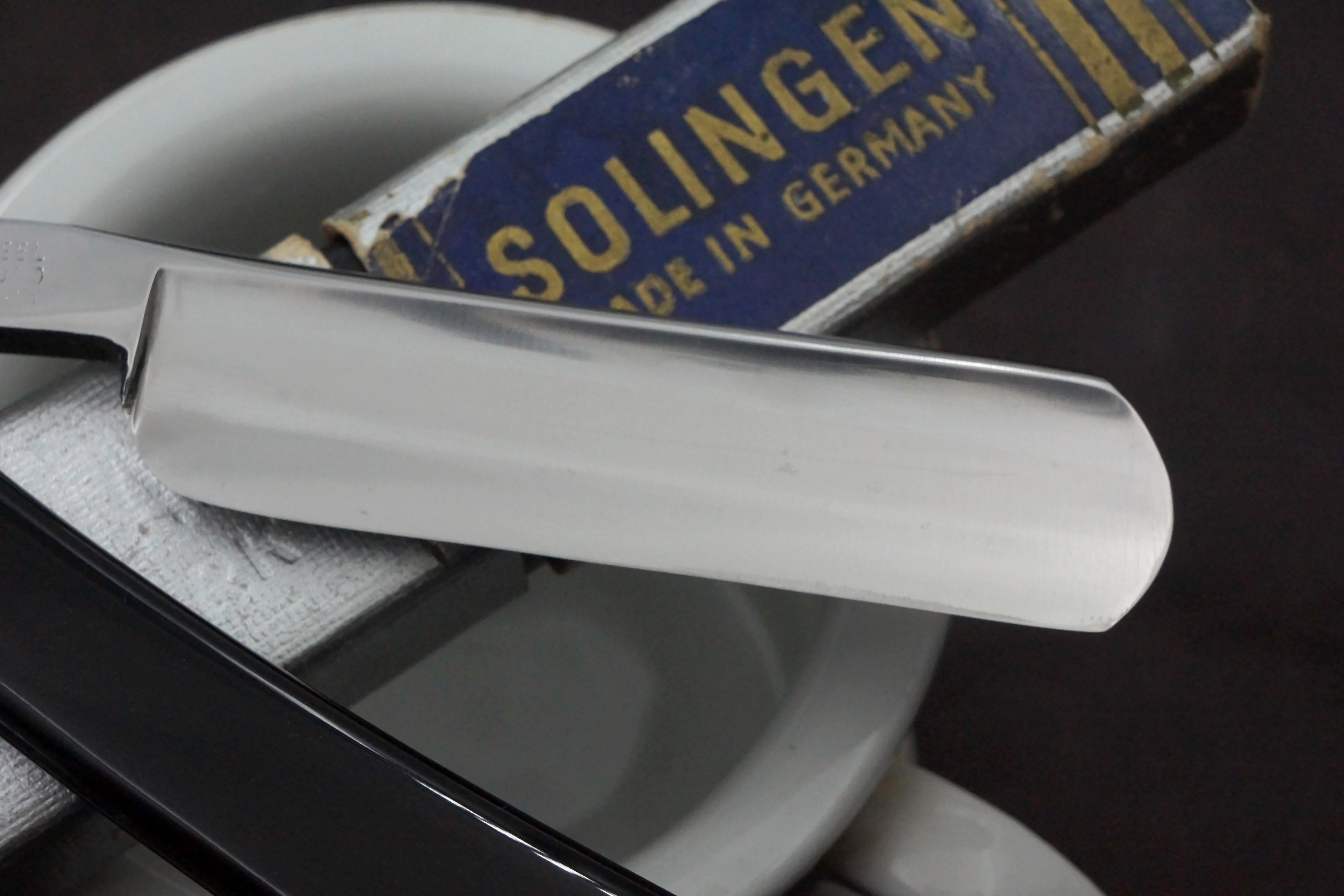 Ambossman No.60 - 13/16 Full Hollow Etched Blade - Restored Vintage Solingen Straight Razor - Shave Ready