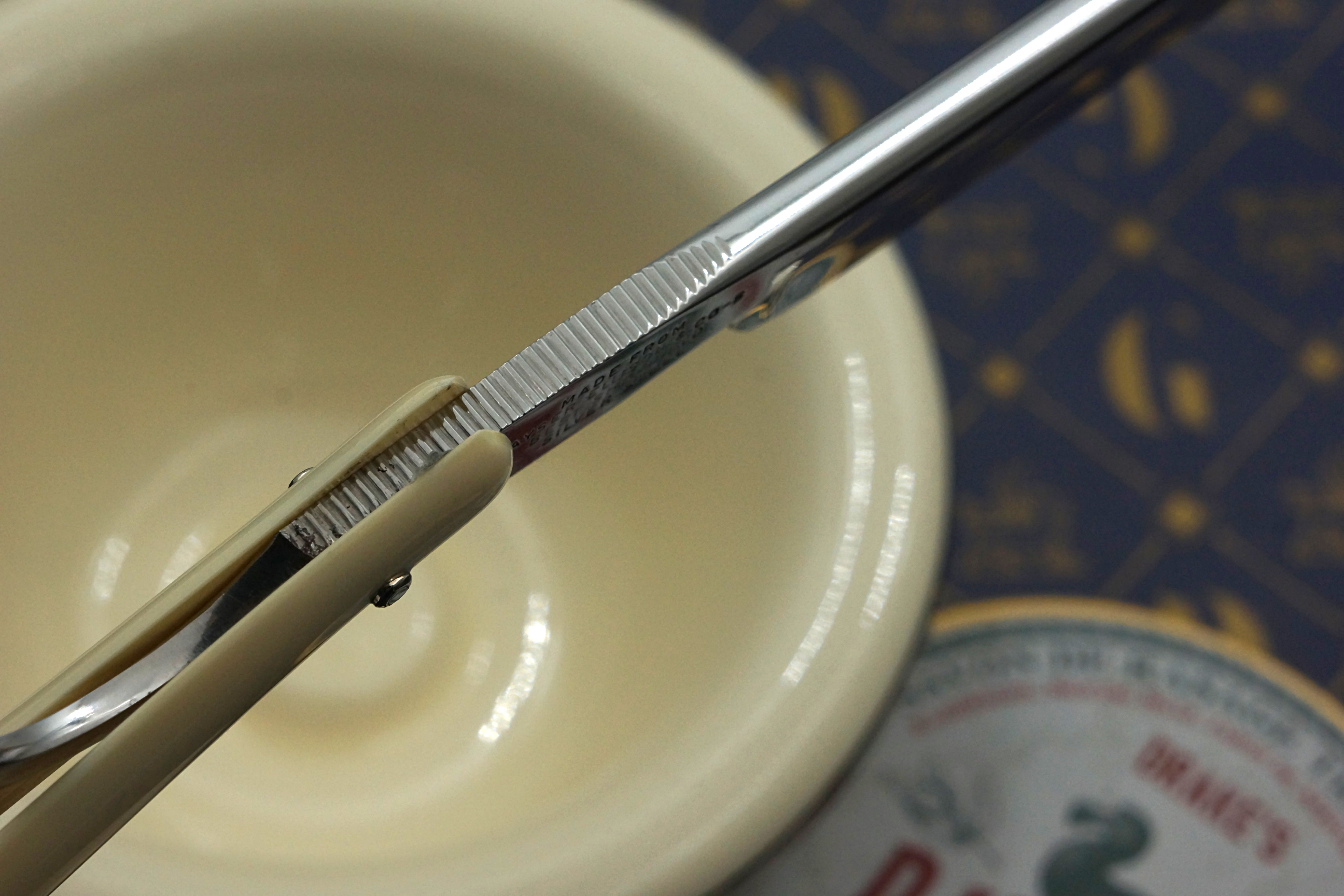 Acutus No. 81 - Kayser Ellison Silver Steel 13/16 Near Mint Full Hollow - Solingen Straight Razor - Shave Ready