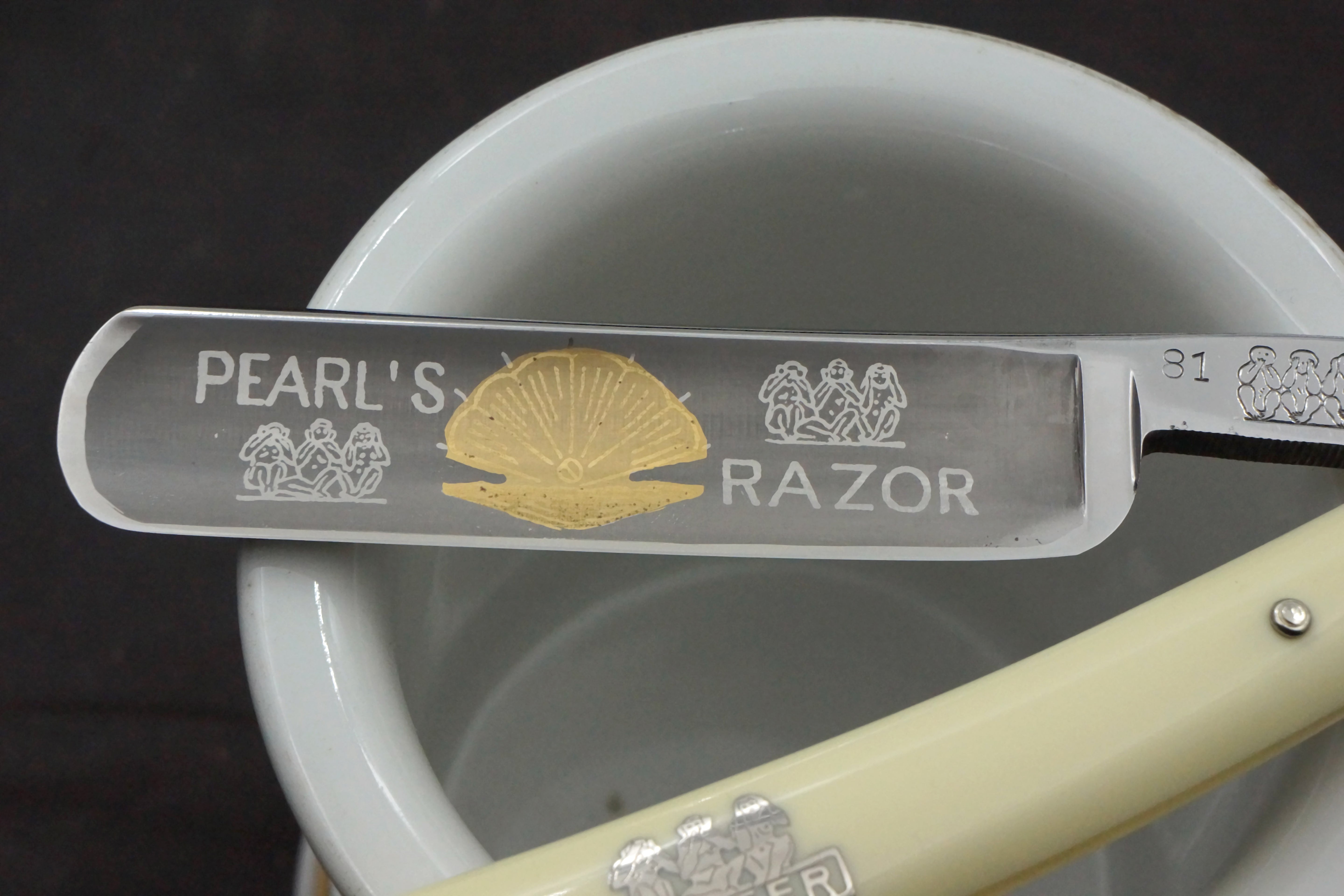 Koh & Schafer Mauser - Near Pristine 11/16 "Pearl's Razor" - Vintage Solingen Straight Razor - Shave Ready