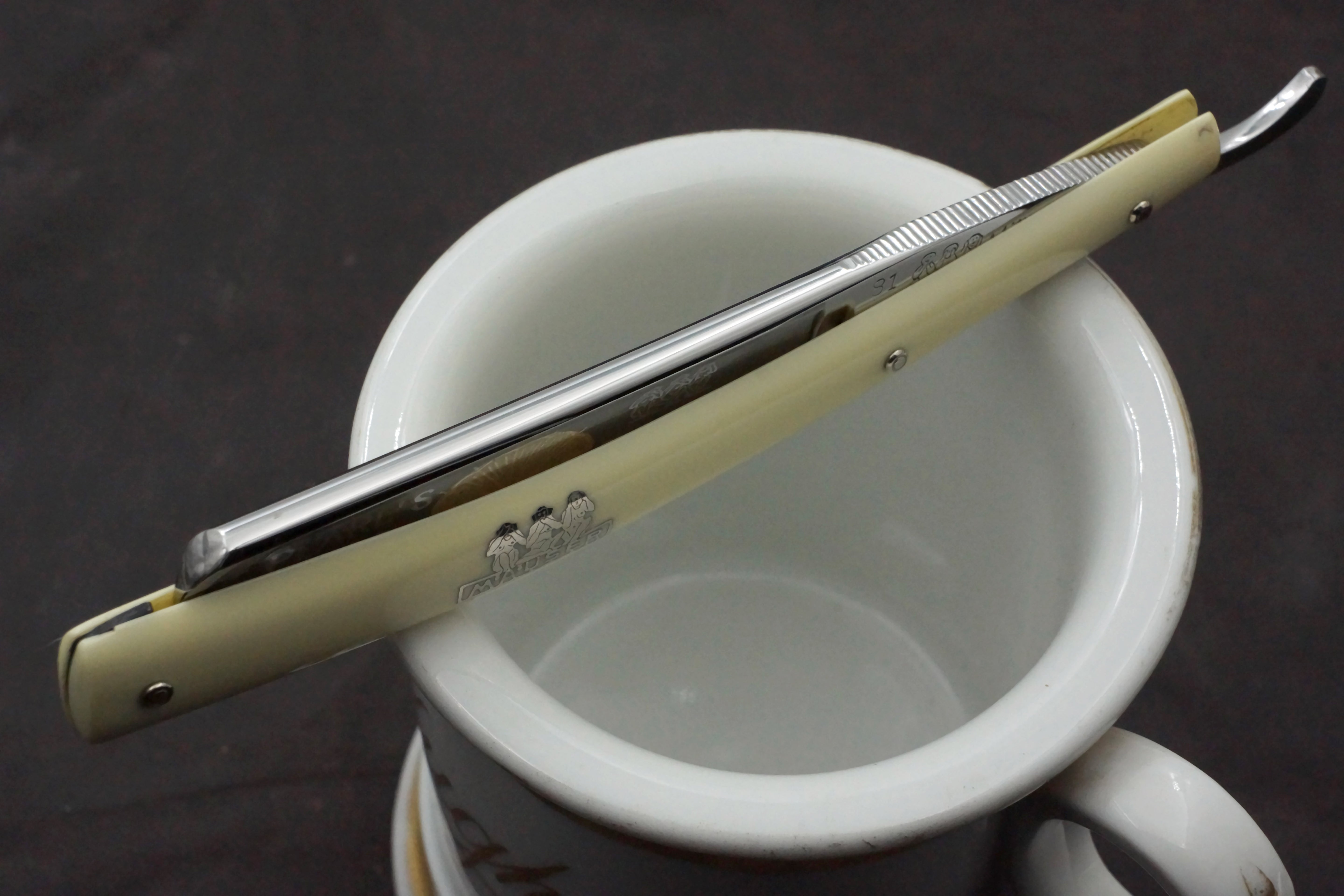 Koh & Schafer Mauser - Near Pristine 11/16 "Pearl's Razor" - Vintage Solingen Straight Razor - Shave Ready