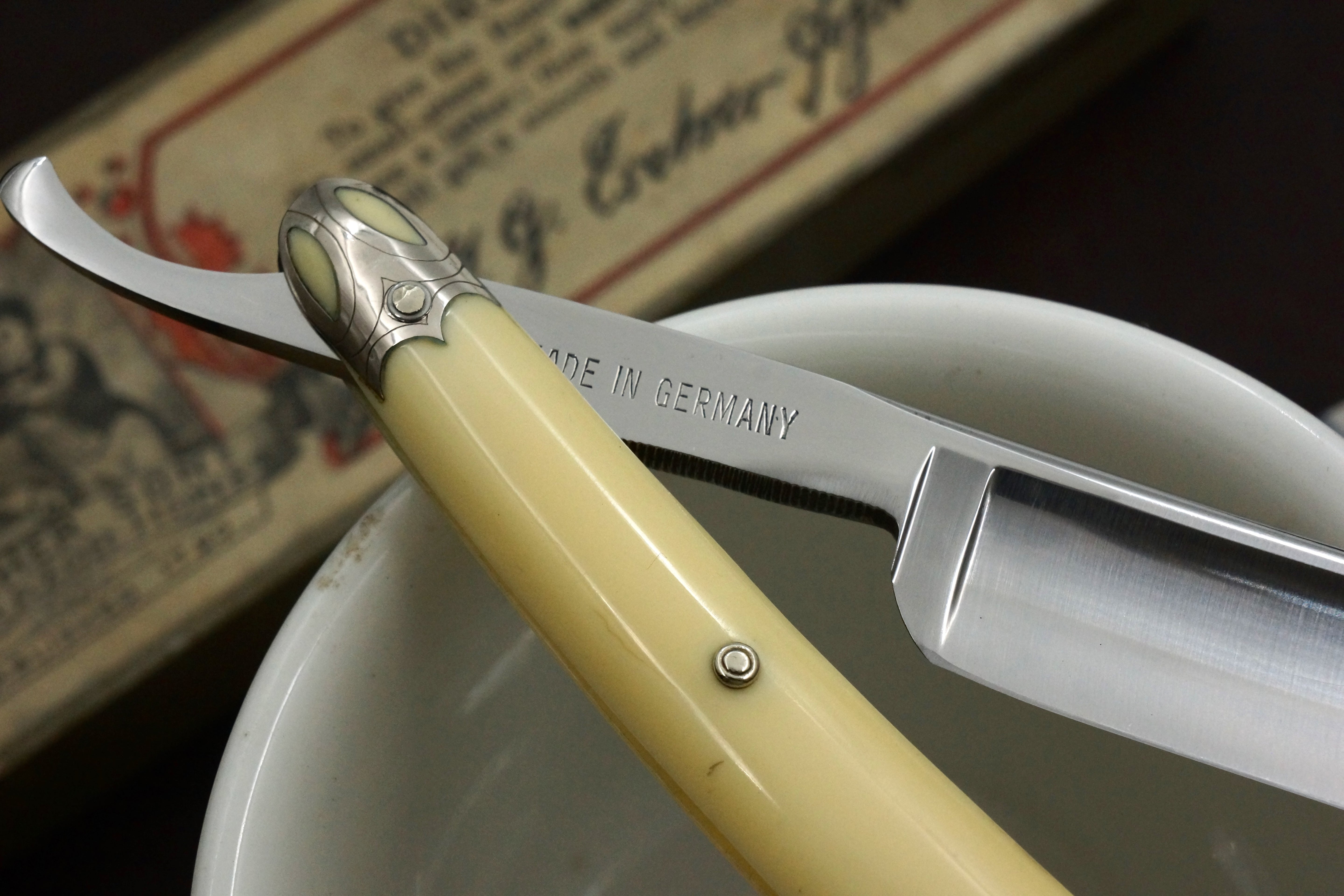 Alcoso 430- 13/16 Excellent Full Hollow - Fancy Restored Solingen Straight Razor - Shave Ready