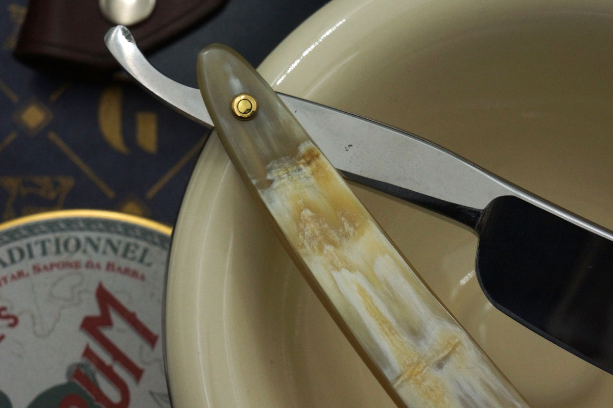 Frederick Reynolds 6/8 Near Wedge Etched Blade with New Horn Scales - Fully Restored Sheffield Straight Razor - Shave Ready