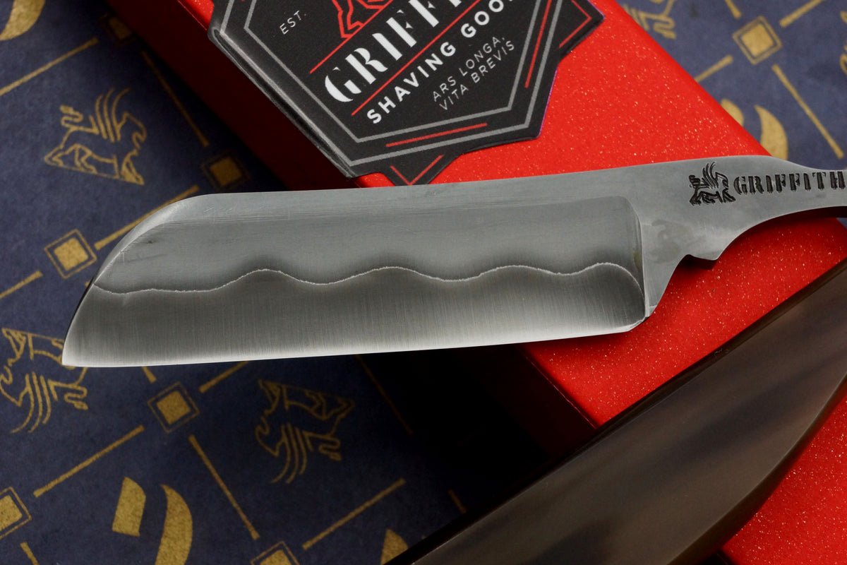 Griffith 7/8 Blue Steel & Stainless San Mai Quarter Hollow - Horn Scales Artisan Straight Razor