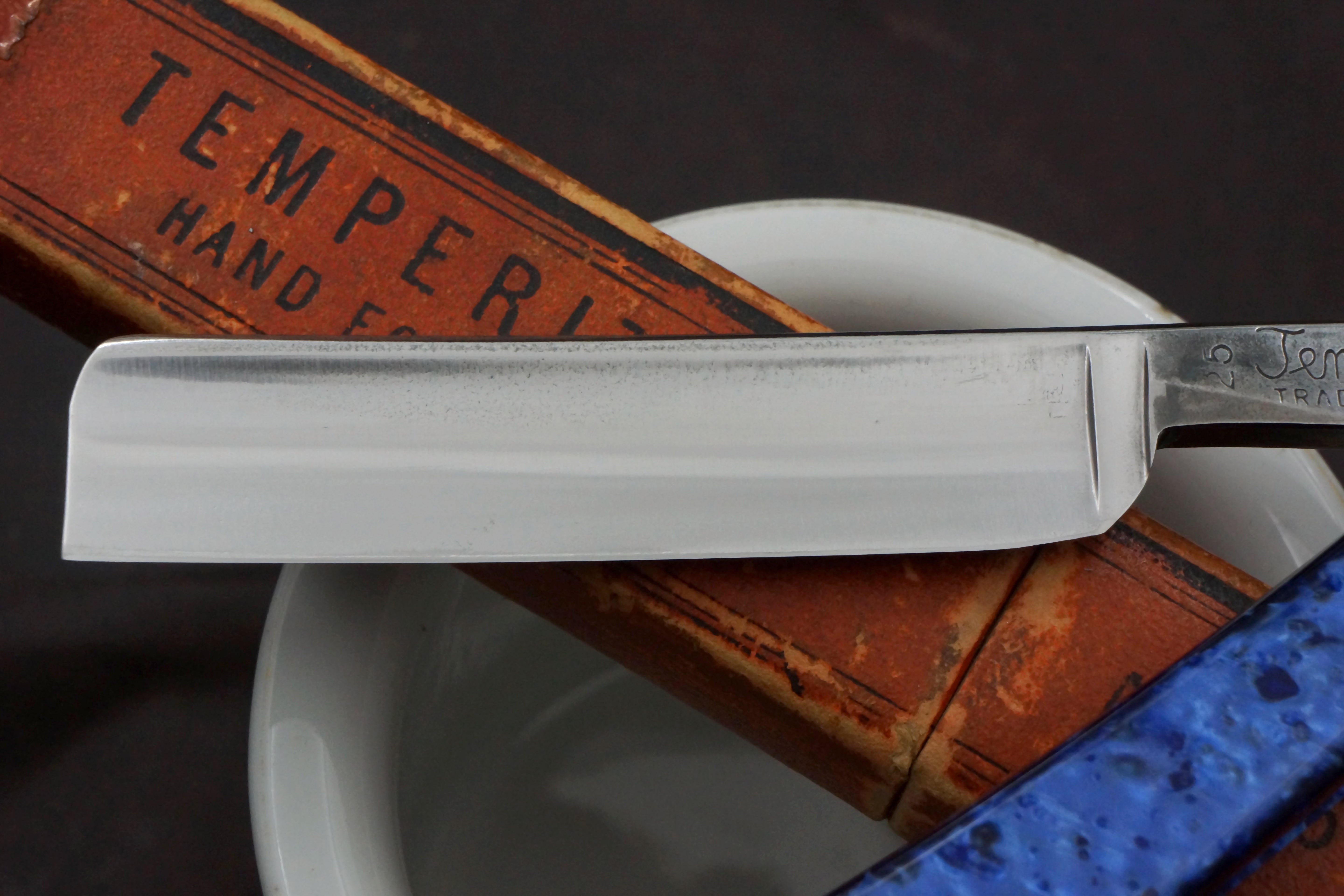 CASE "Temperite" Excellent Restored -11/16 Full Hollow Custom Scales American Vintage Straight Razor - Shave Ready