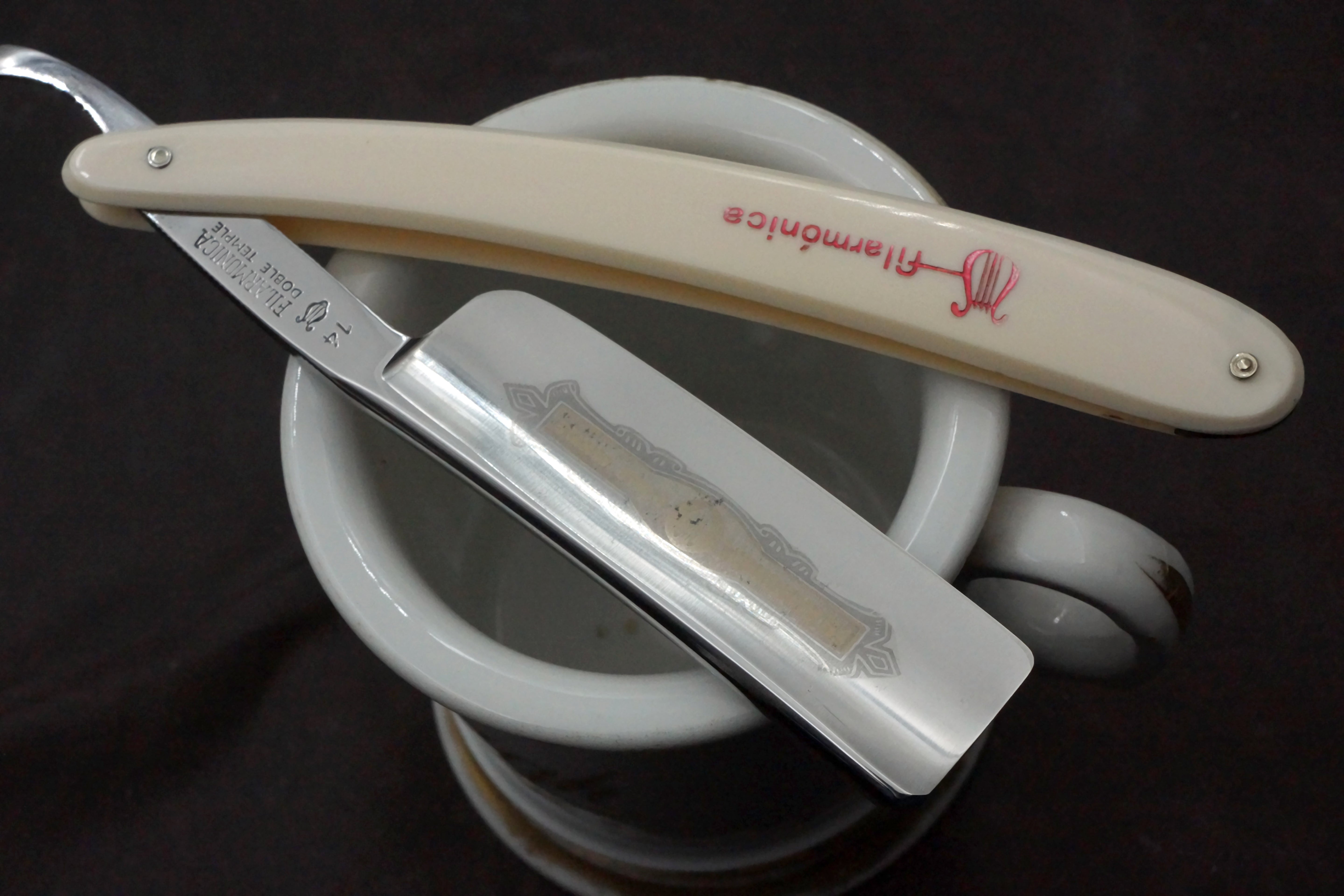 Filarmonica No. 14 Doble Temple 15/16 Full Hollow Blade - Excellent Restored Vintage Spanish Straight Razor - Shave Ready