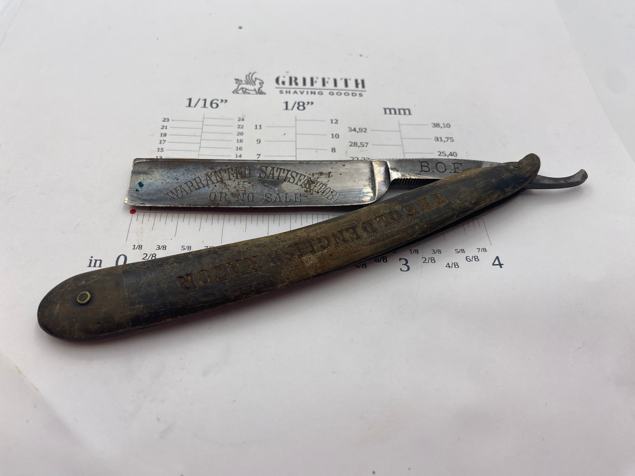 Vintage B.O.E. Fancy Etched Razor for Restoration