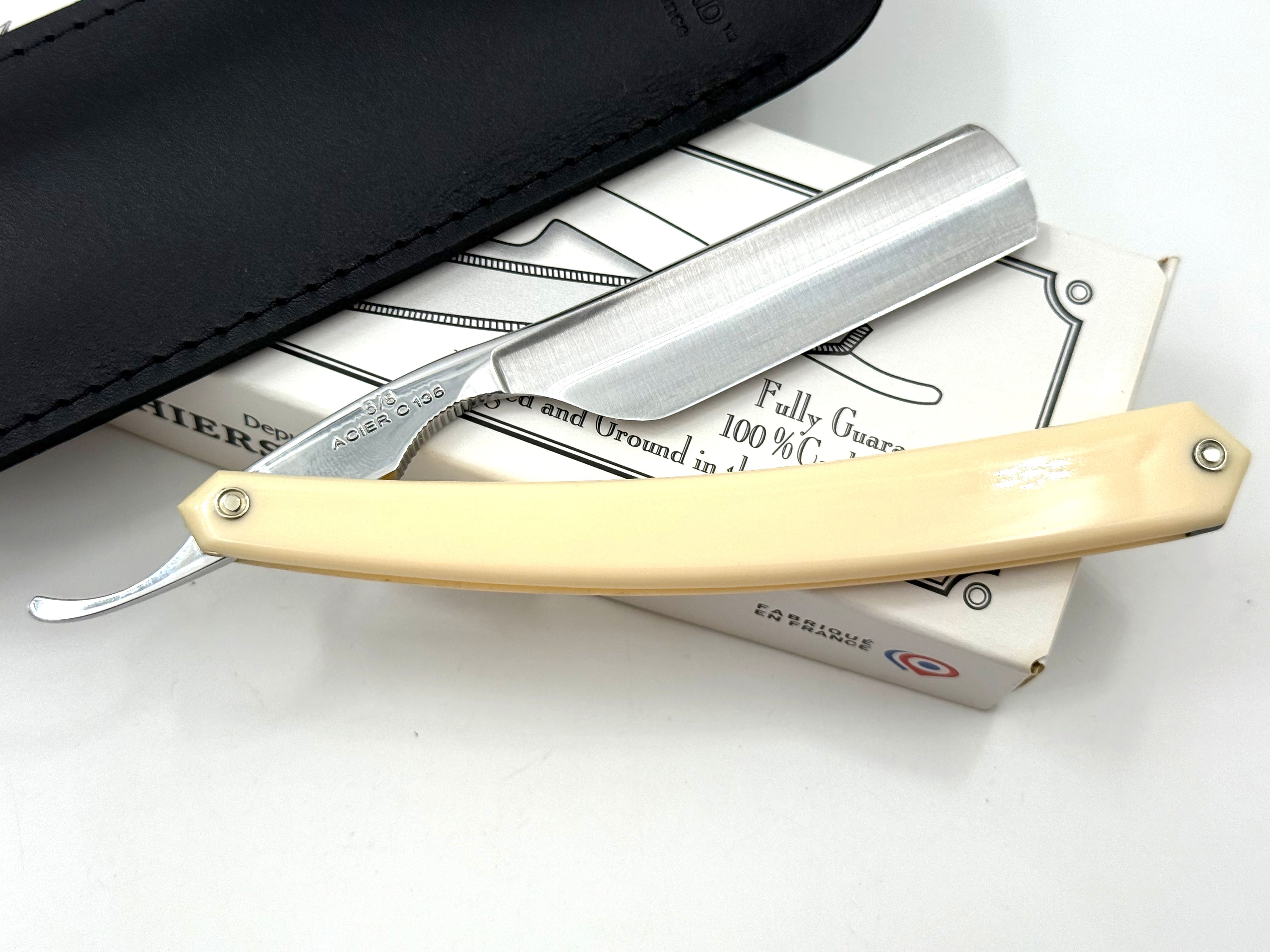 Thiers Issard 5/8 "Spartacus" Etch - Gladiator Scales - Full Hollow Straight Razor