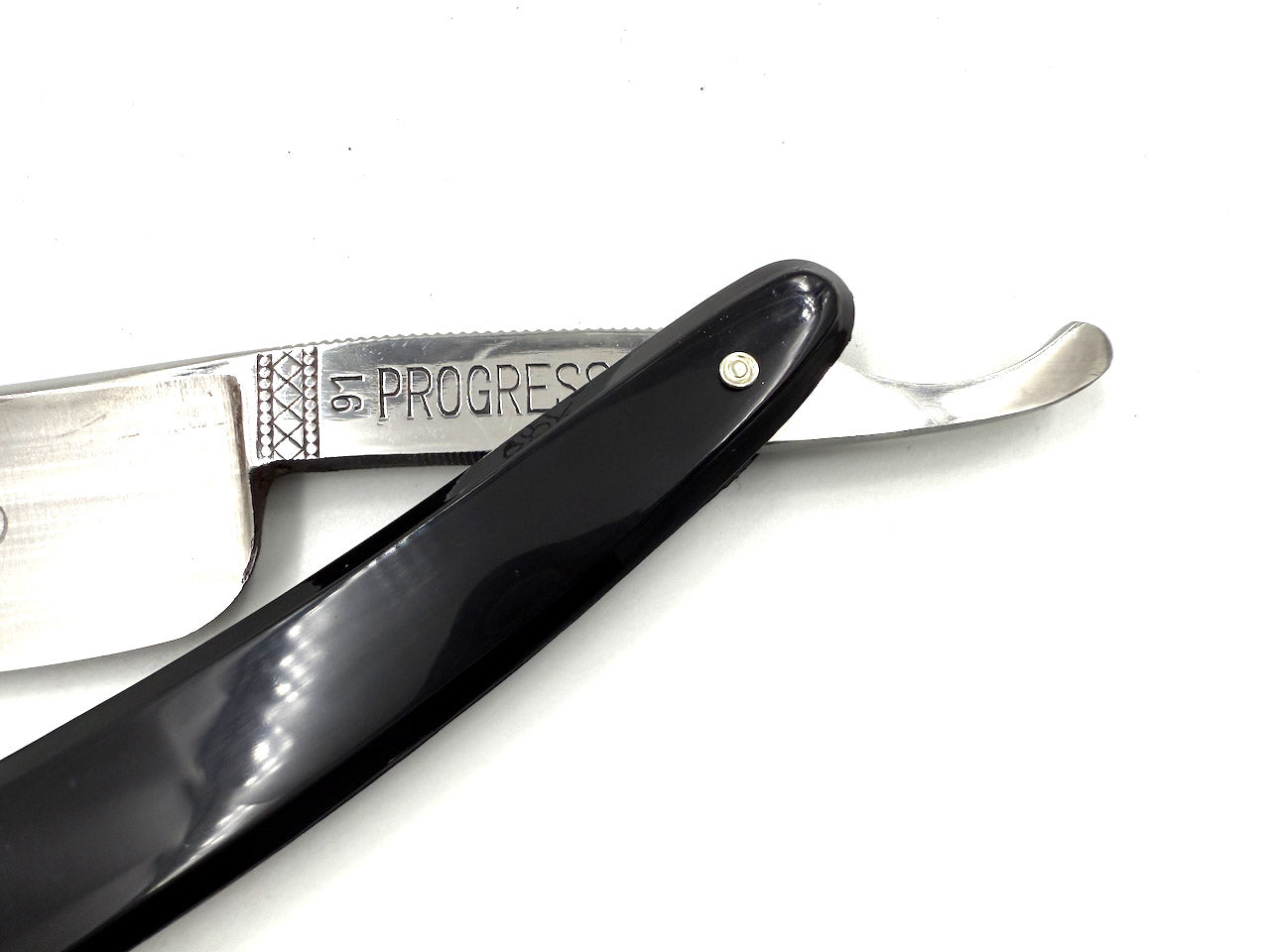 "Progress" 28 - RARE NOS 7/8 Full Hollow Vintage Straight Razor Shave Ready - Black Scales