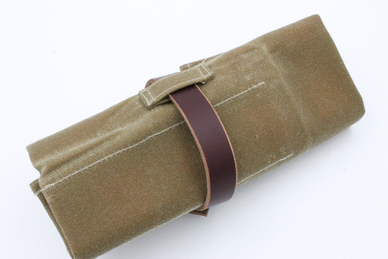 Deluxe Waxed Canvas & Cotton Flannel Lined 7 Straight Razor Storage Roll - Tan