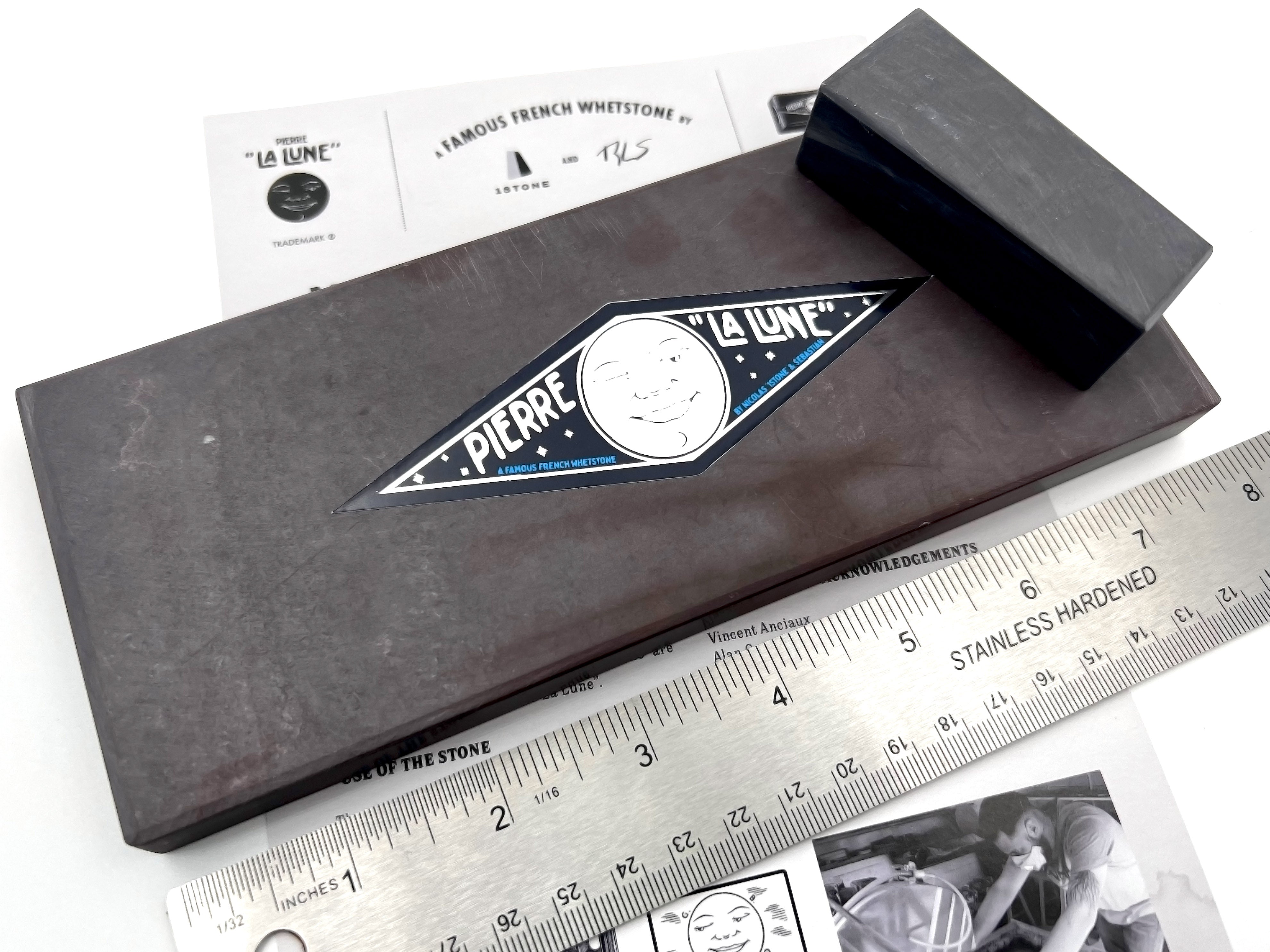 Pierre "La Lune" - 200x80mm (8x3") EXCLUSIVE SIZE - French Fine Finishing Razor Hone Sharpening Stone with Slurry Stone
