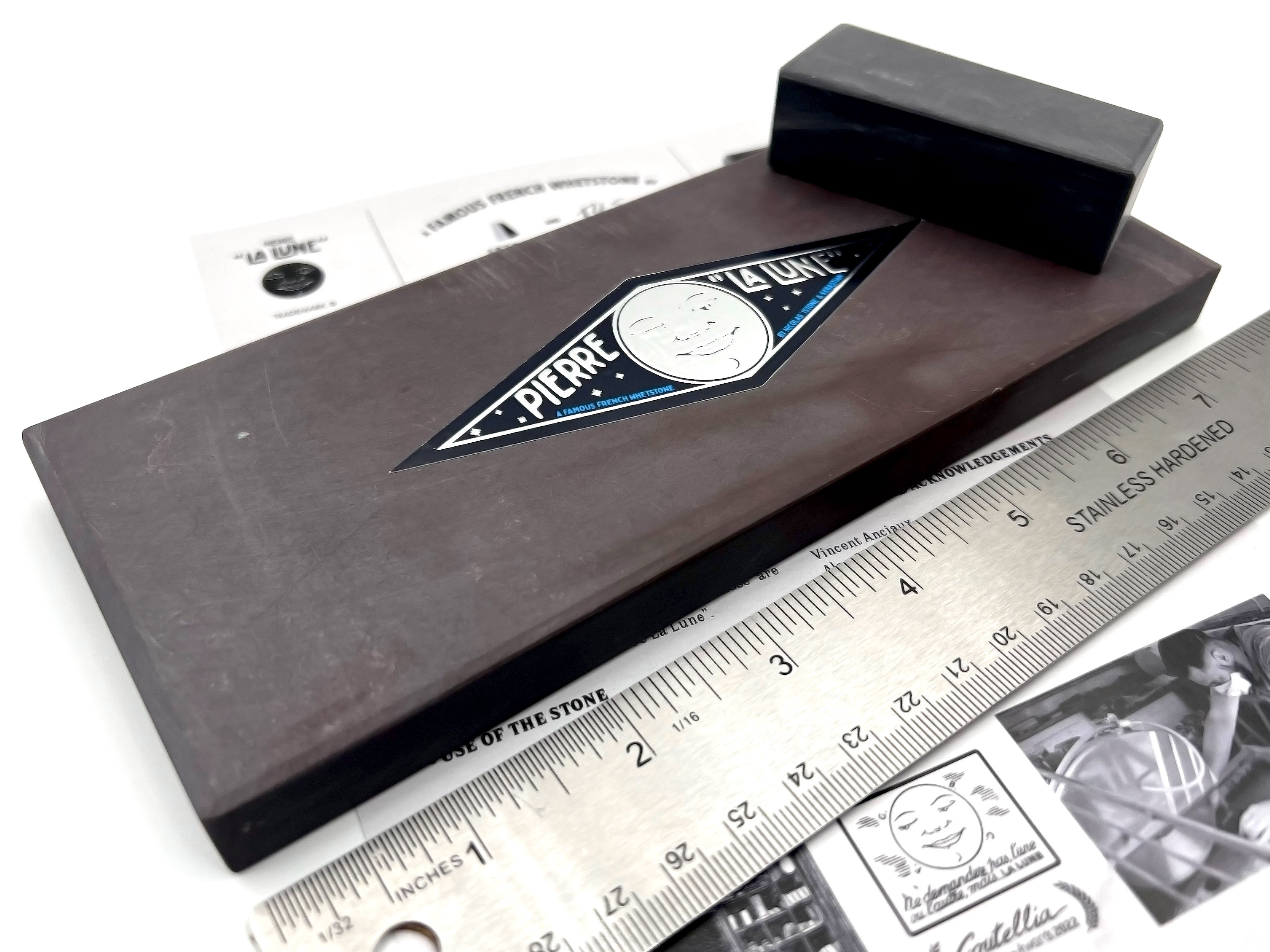 Pierre "La Lune" - 200x80mm (8x3") EXCLUSIVE SIZE - French Fine Finishing Razor Hone Sharpening Stone with Slurry Stone