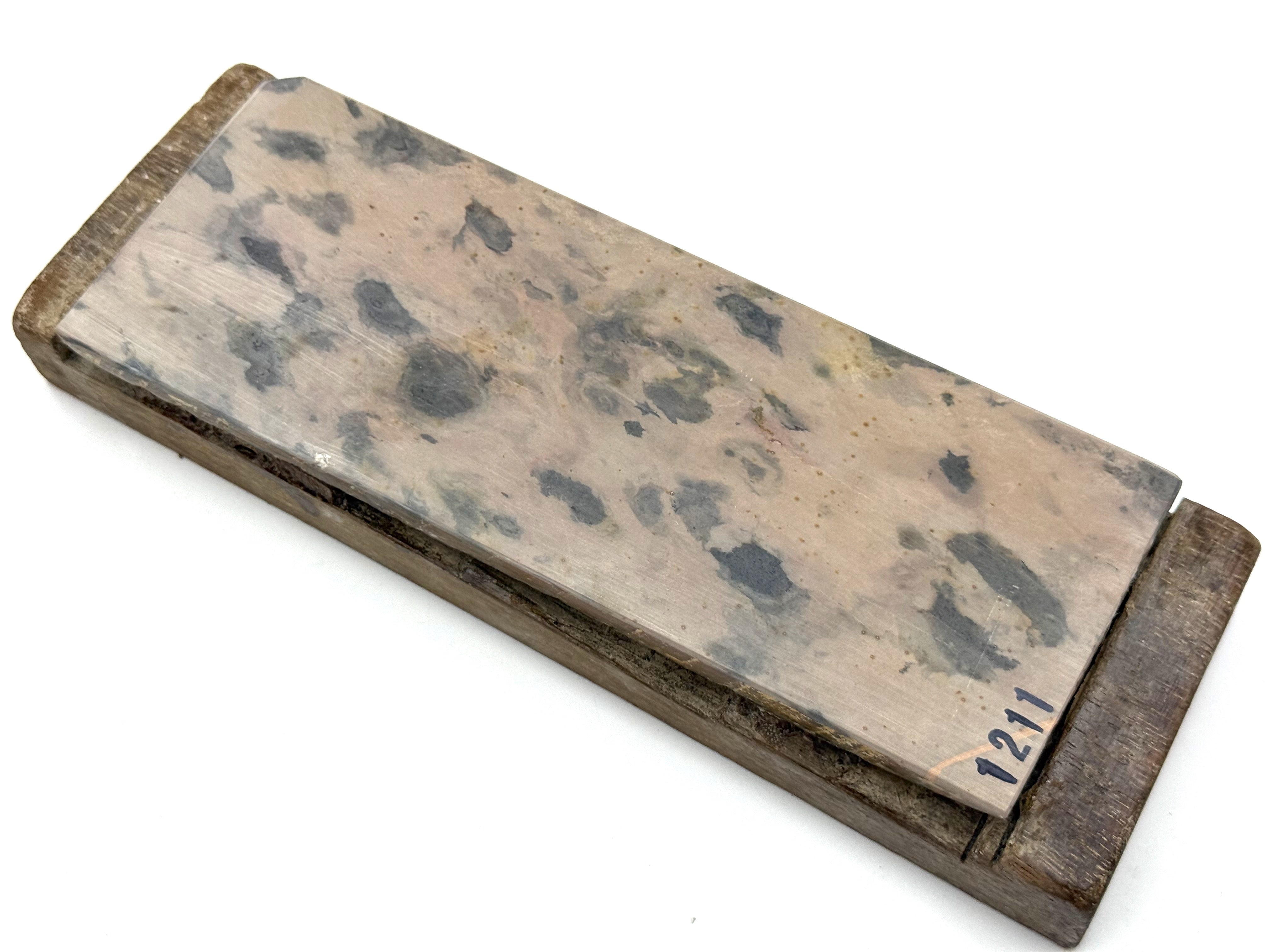 Nakayama Aisa Karasu Vintage Japanese Natural Finishing Whetstone