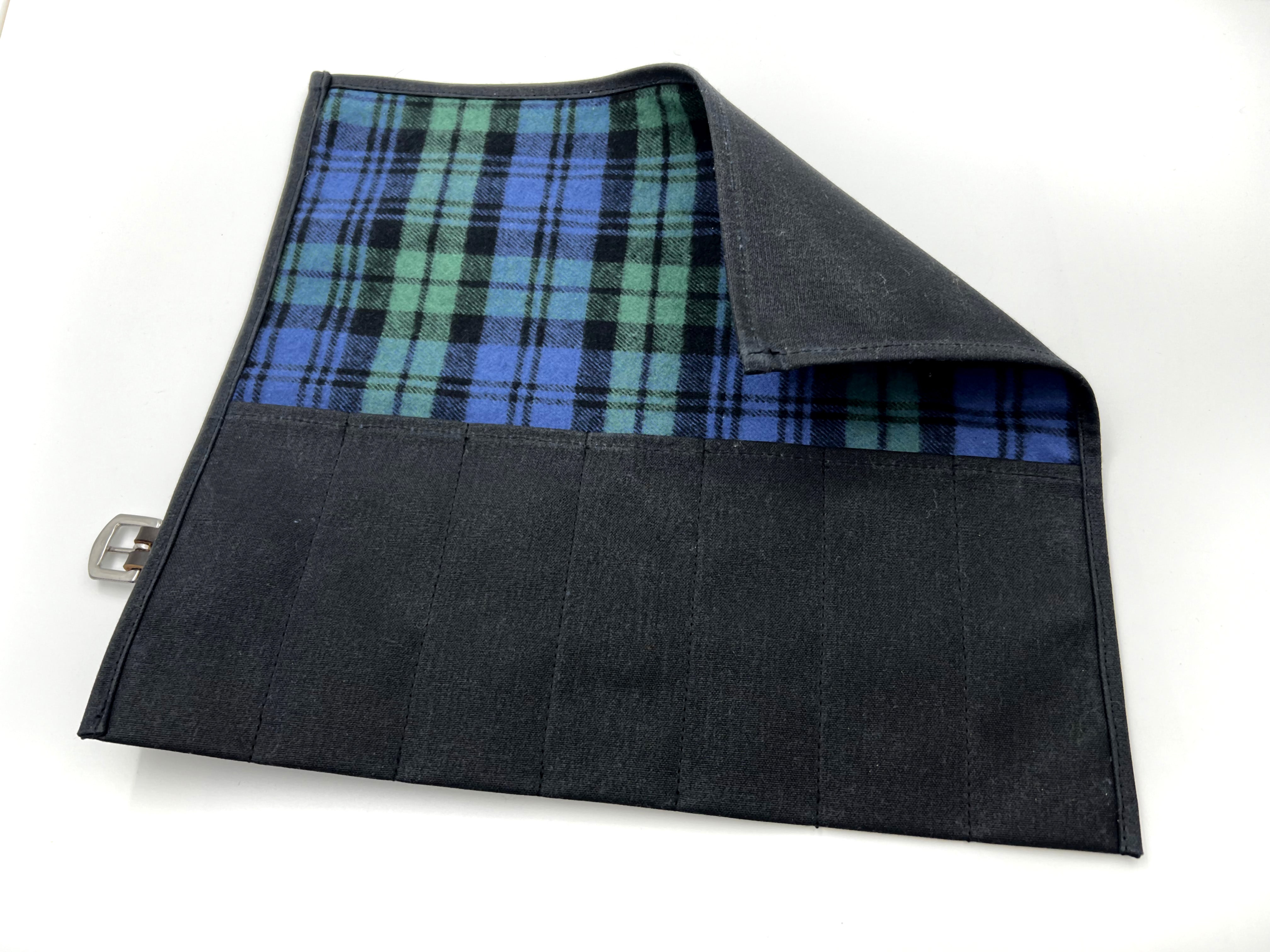 Deluxe Waxed Canvas & Cotton Flannel Lined 7 Straight Razor Storage Roll - Black