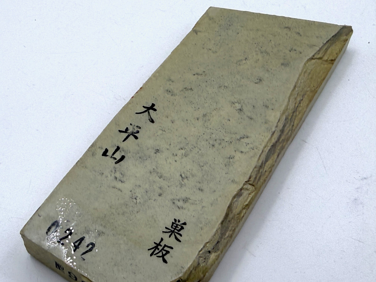 Morihei Ohira Kuro Renge Suita Japanese Natural Finishing Whetstone