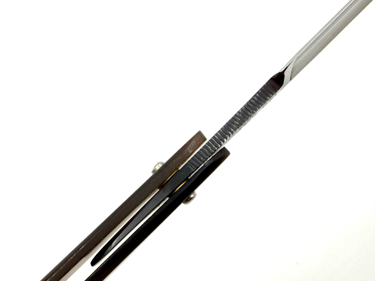 Eicker & Sohne "Heartring" - RARE NOS 9/16 Full Hollow Solingen Straight Razor with Blonde & Brown Horn Scales