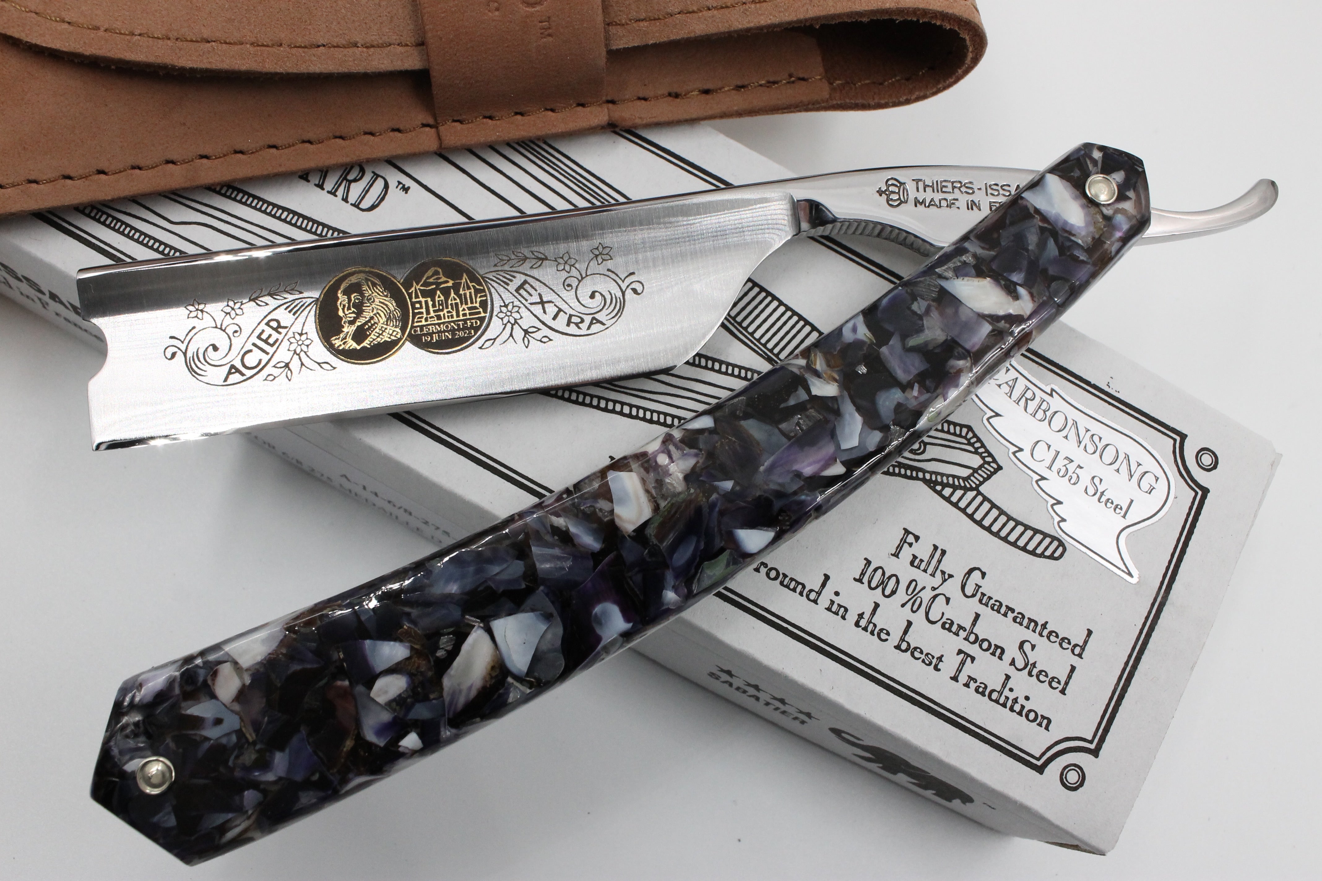 Thiers Issard 7/8 "Medaille Pascal" Gold Etch - Real Mussel Shells Scales - Full Hollow Straight Razor
