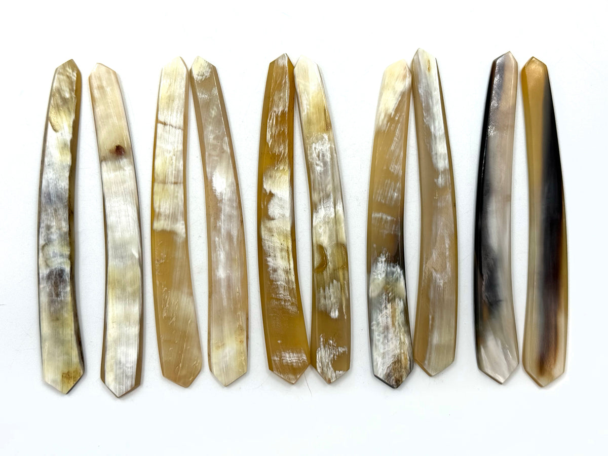 Straight Razor Scales for 5/8-6/8 blades - Blonde with White Cattle Horn with Angled Ends - One Pair/Set